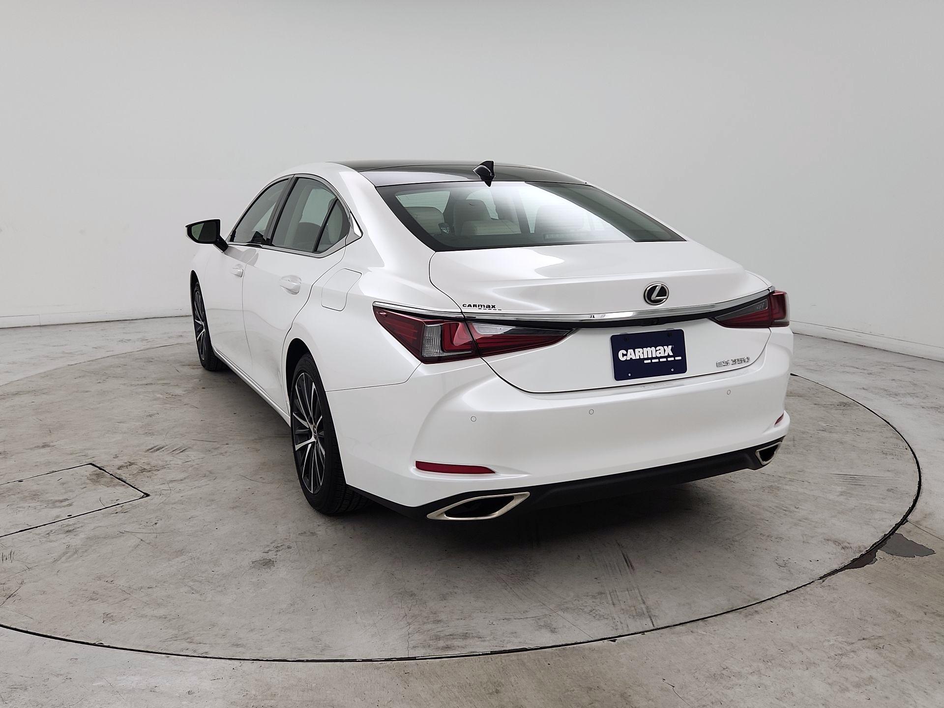 Thumbnail: 2025 Lexus ES - 7