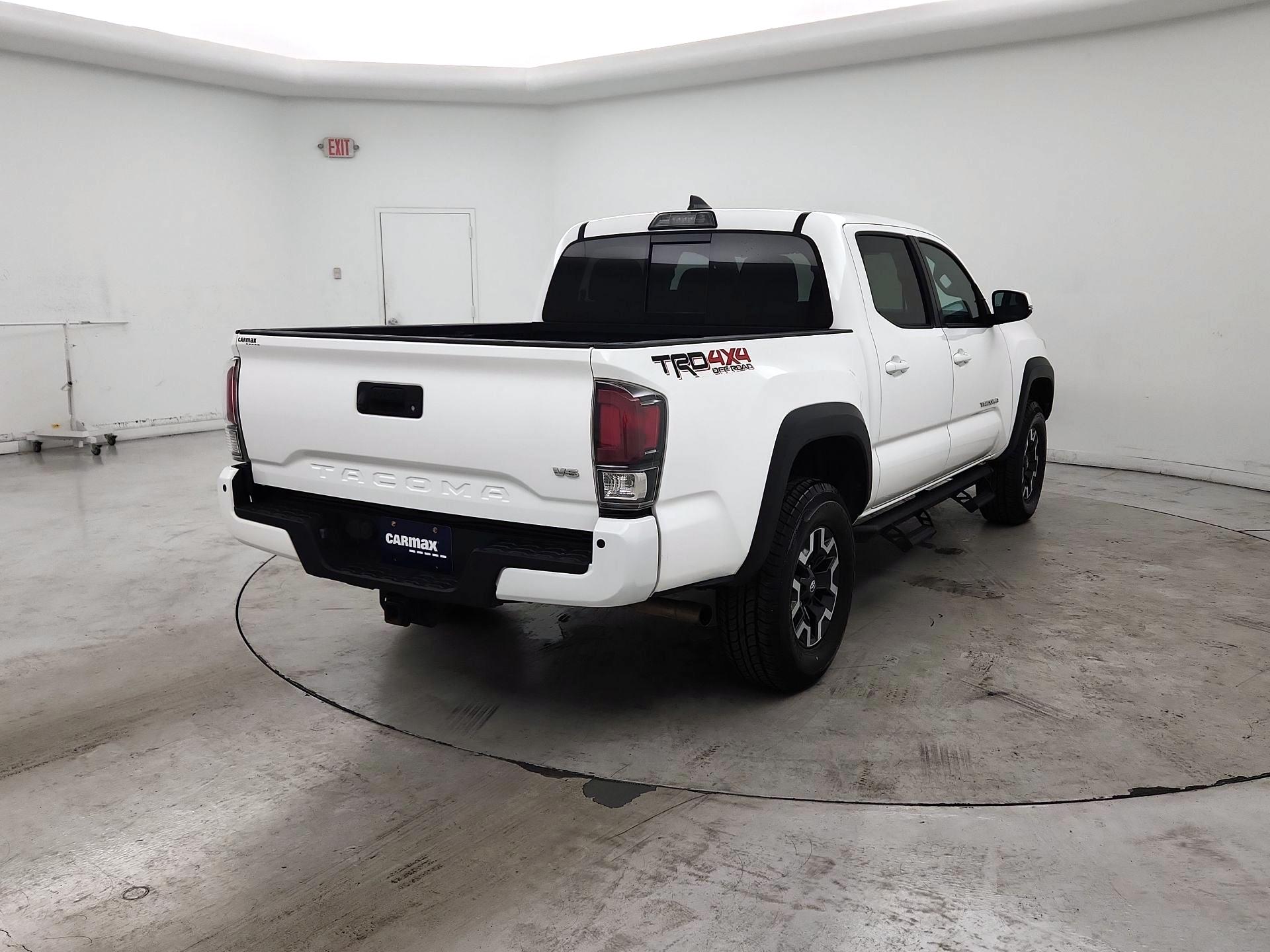 Thumbnail: 2019 Toyota Tacoma - 5