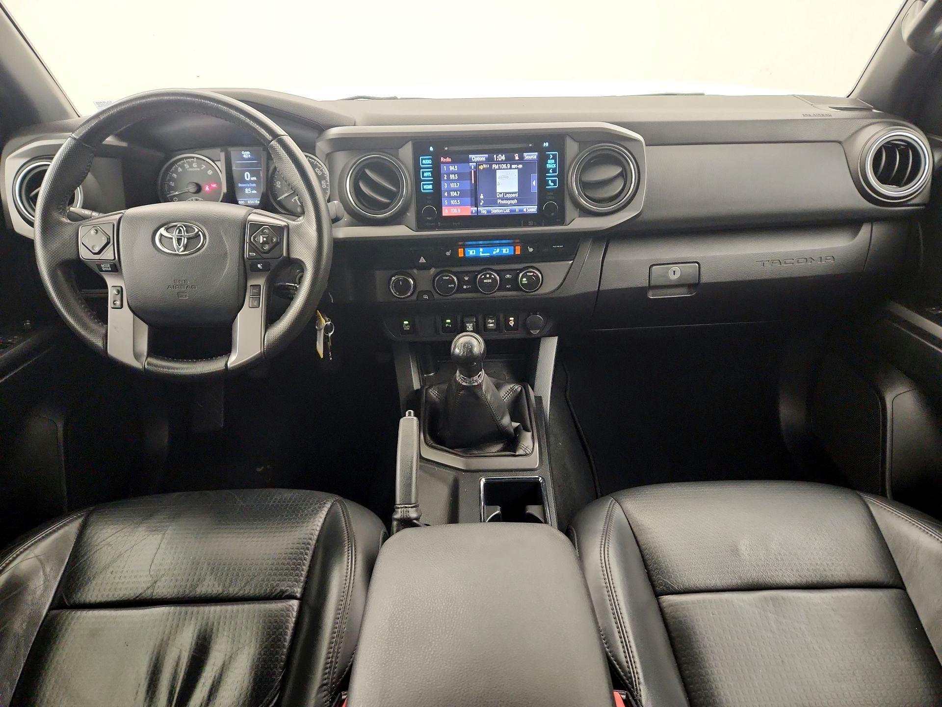 Thumbnail: 2019 Toyota Tacoma - 8