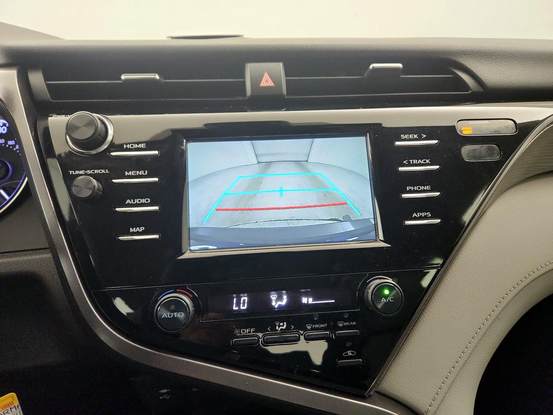 Thumbnail: 2019 Toyota Camry - 12