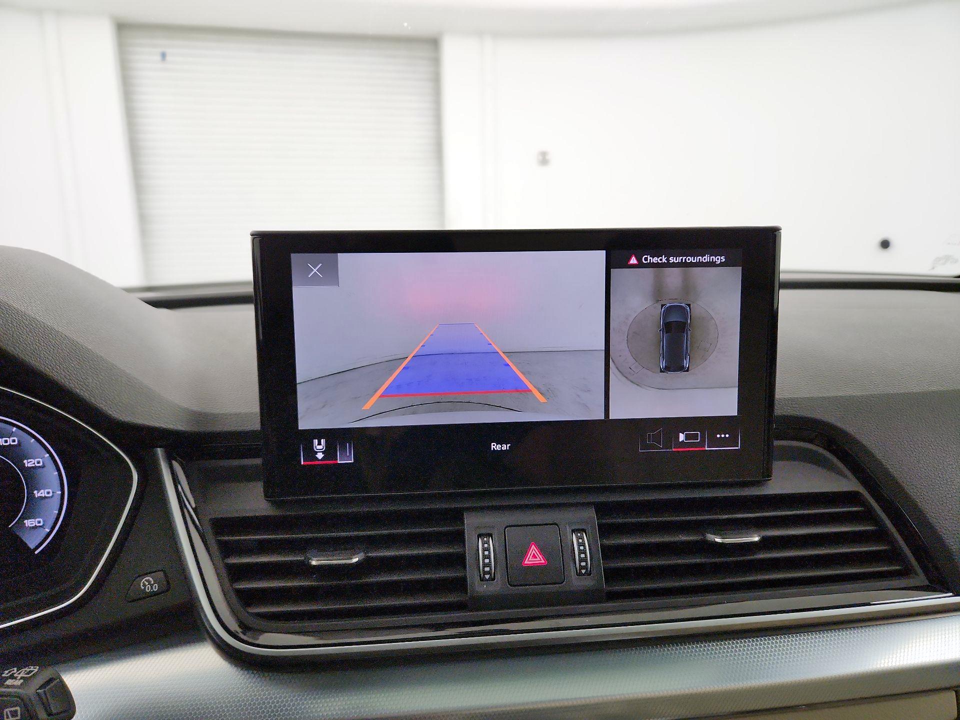 Thumbnail: 2024 Audi Q5 - 12