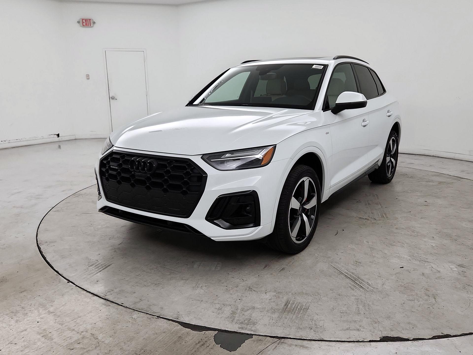 Thumbnail: 2024 Audi Q5 - 3