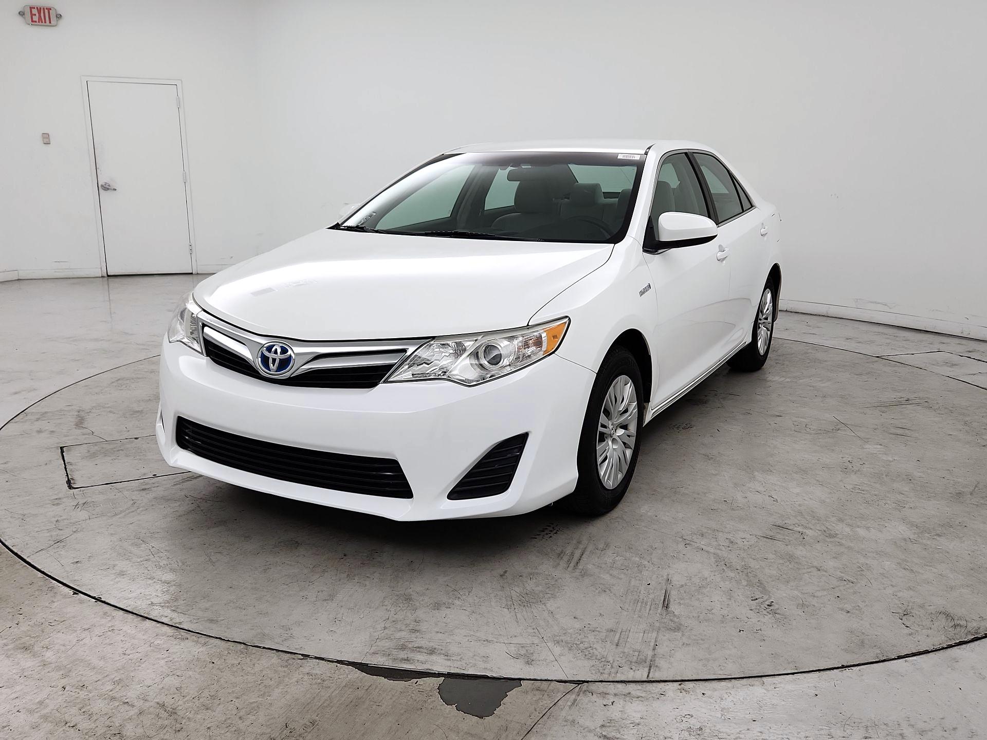 Thumbnail: 2014 Toyota Camry - 3