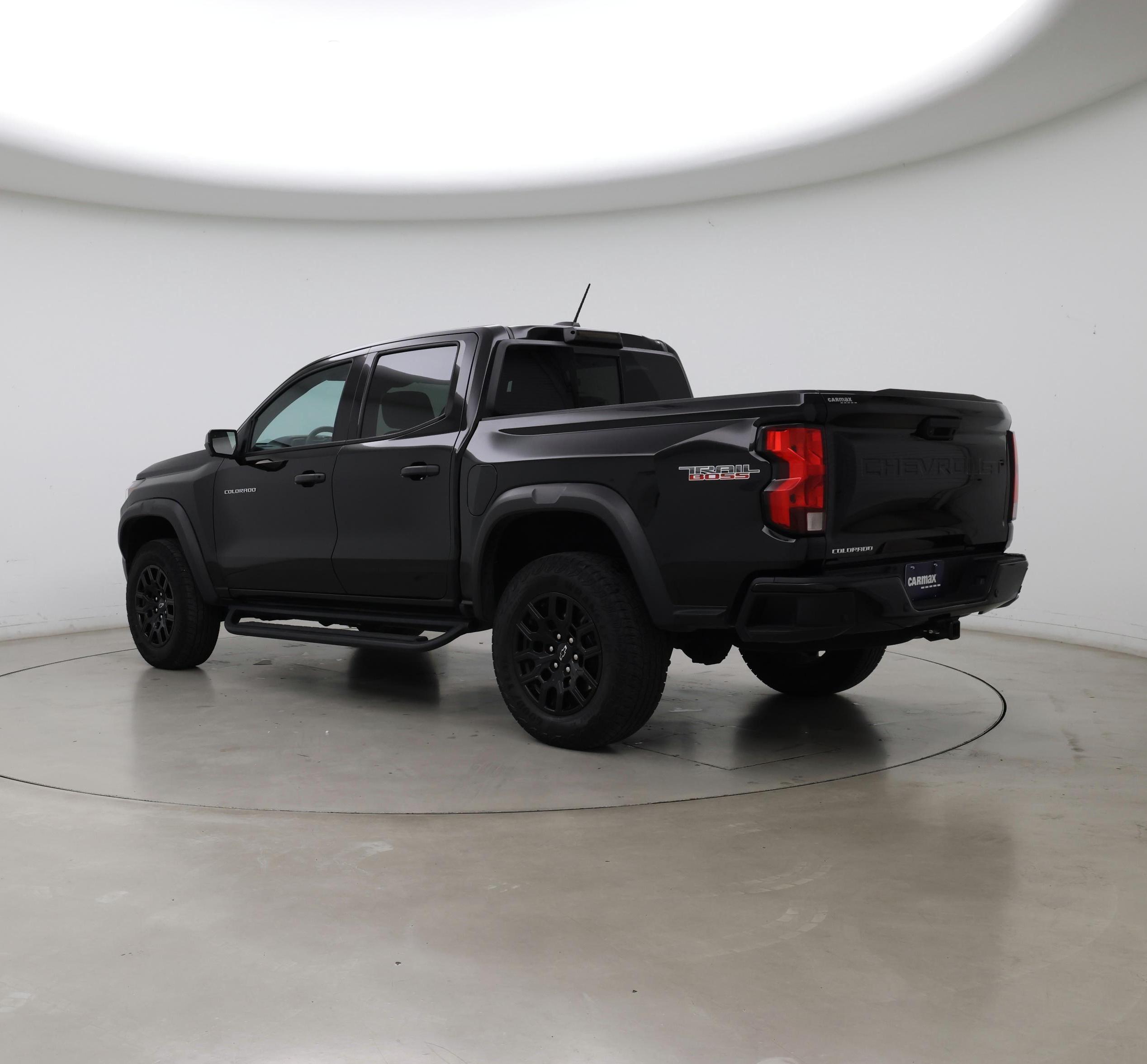 Thumbnail: 2023 Chevrolet Colorado - 2