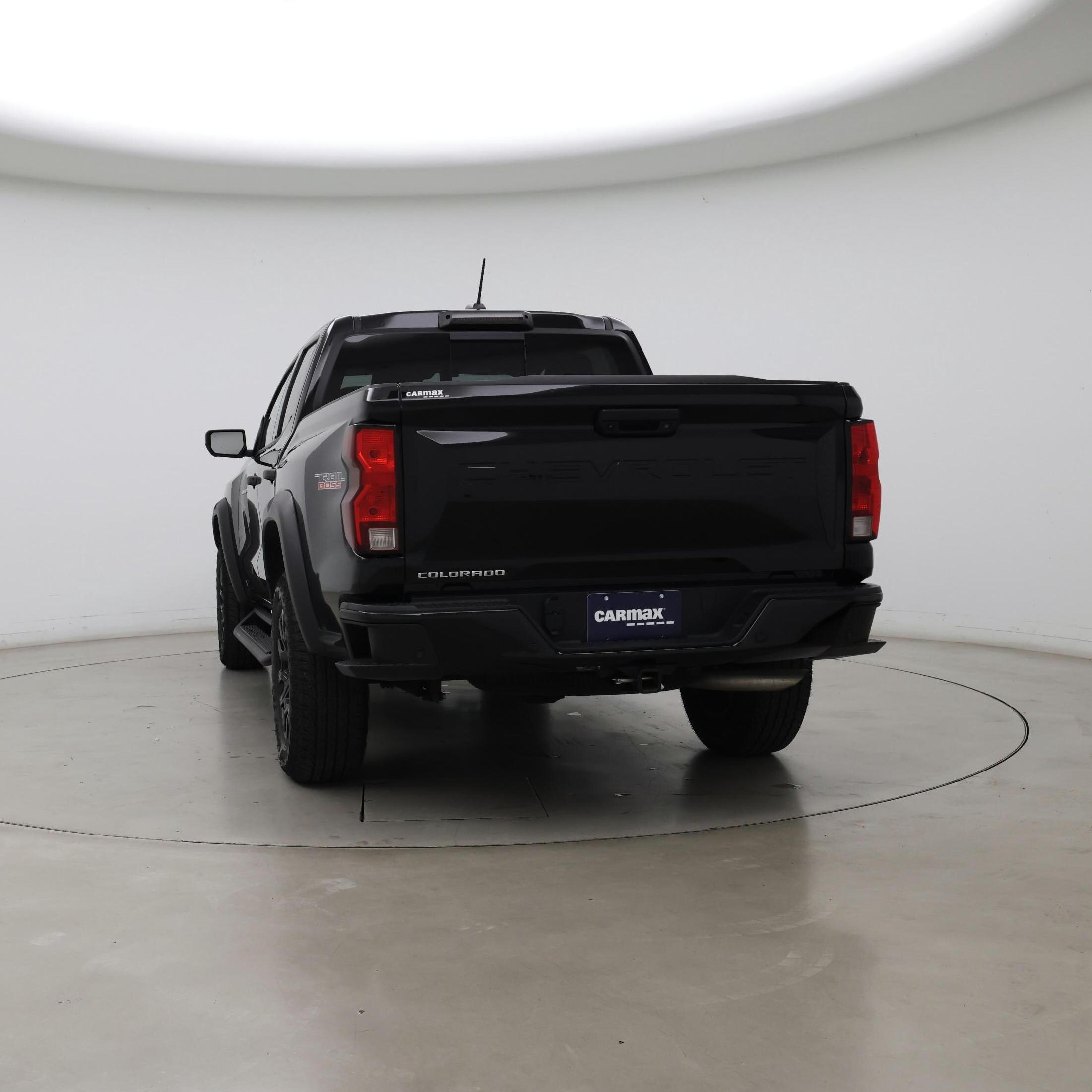 Thumbnail: 2023 Chevrolet Colorado - 6