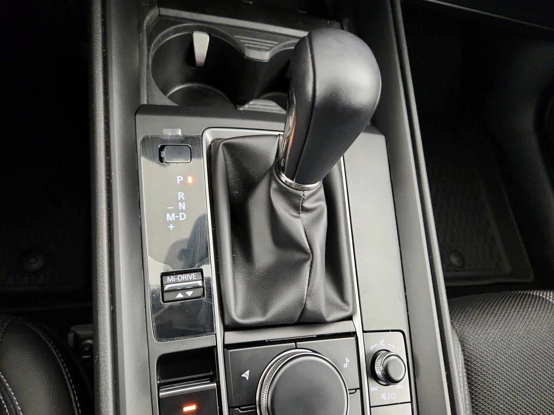 Thumbnail: 2025 Mazda CX-50 - 15