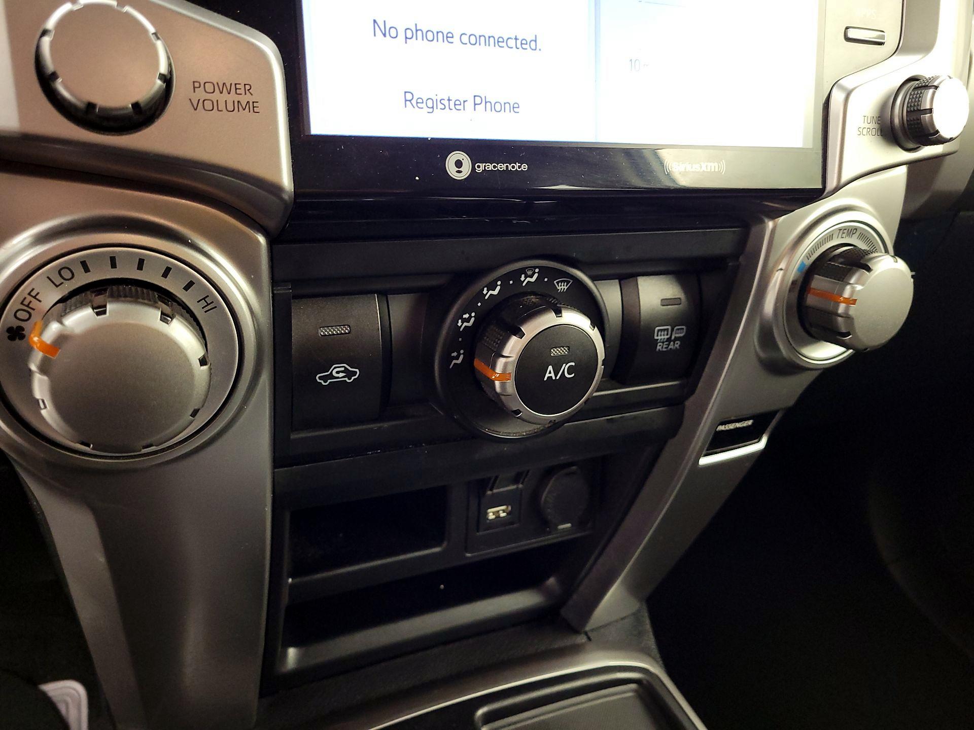 Thumbnail: 2024 Toyota 4Runner - 14