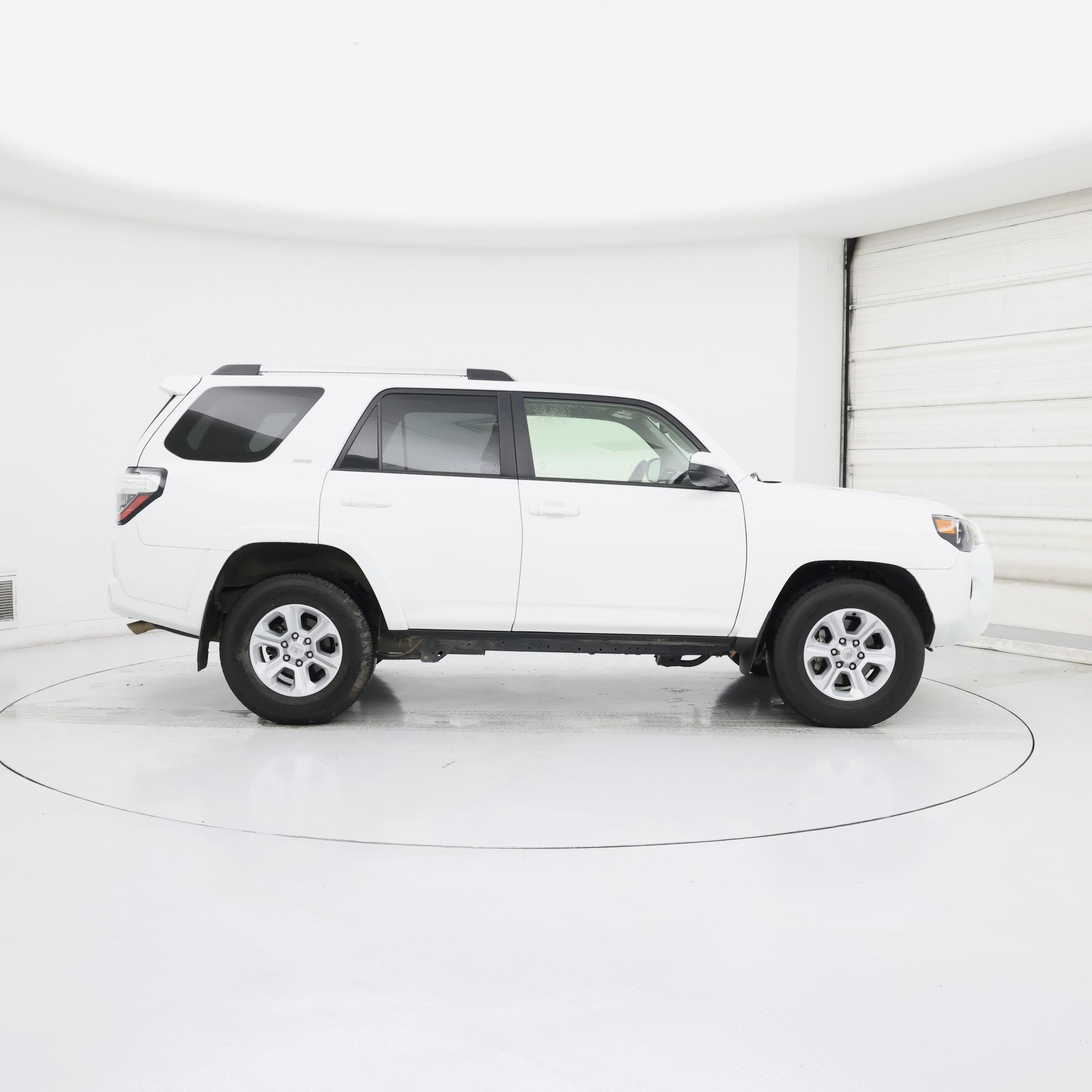 Thumbnail: 2024 Toyota 4Runner - 7