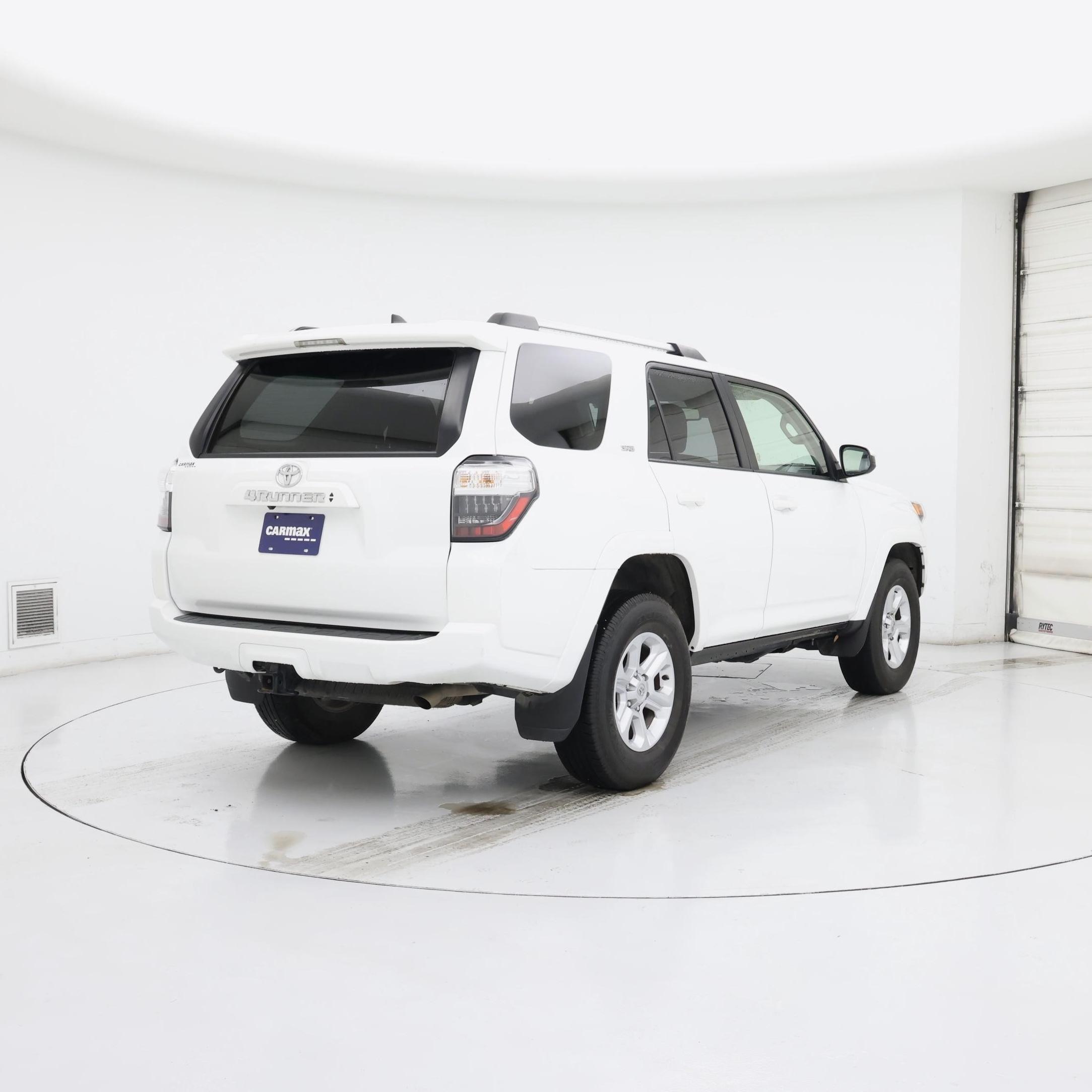 Thumbnail: 2024 Toyota 4Runner - 8