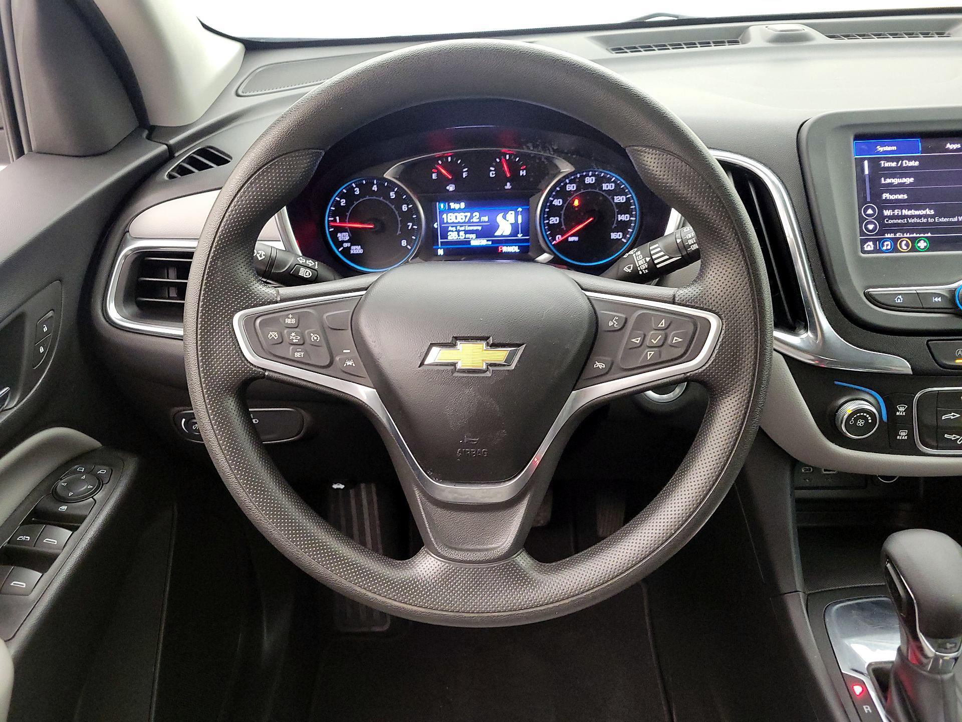 Thumbnail: 2022 Chevrolet Equinox - 10