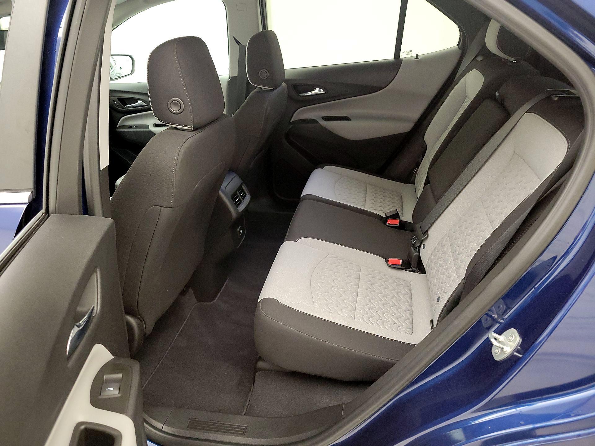 Thumbnail: 2022 Chevrolet Equinox - 16