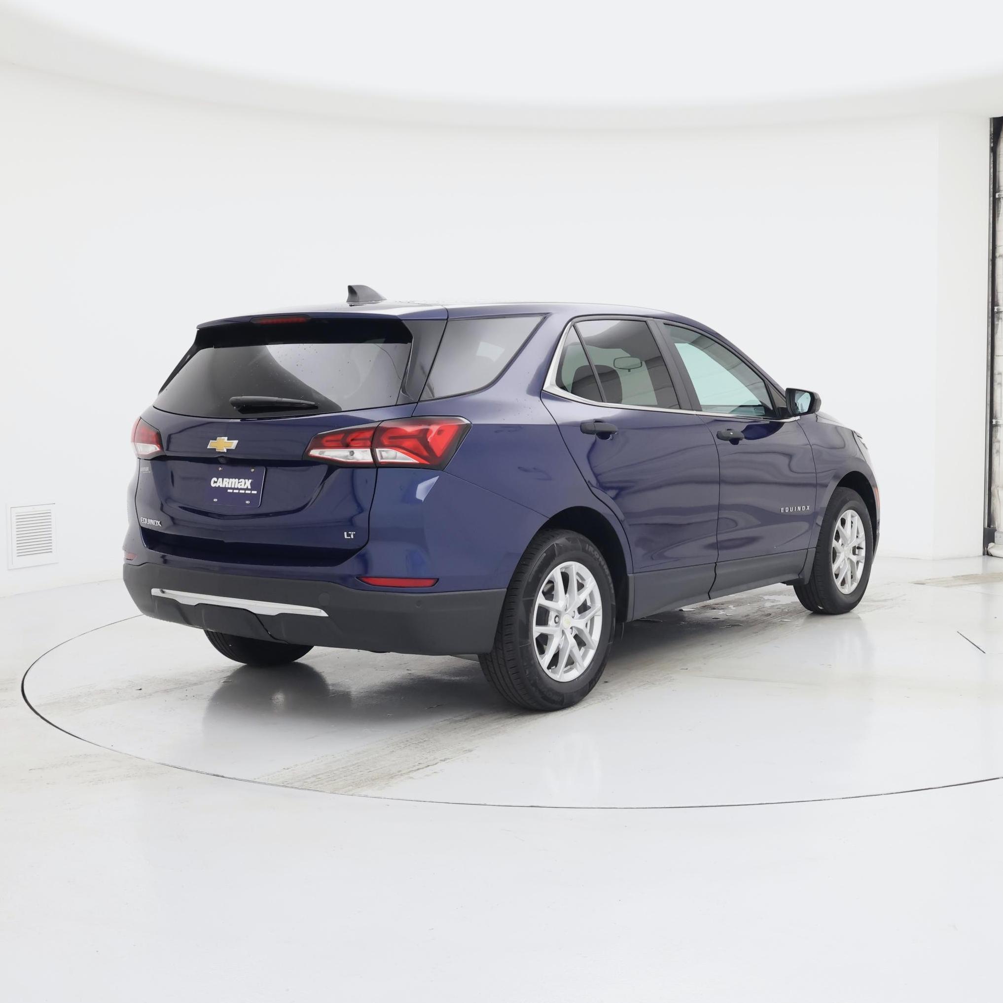 Thumbnail: 2022 Chevrolet Equinox - 8