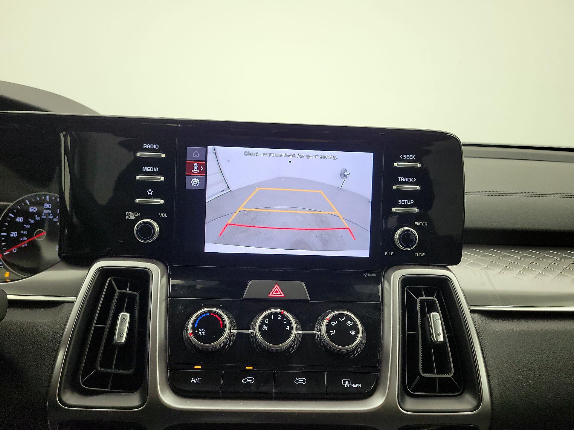 Thumbnail: 2023 Kia Sorento - 14