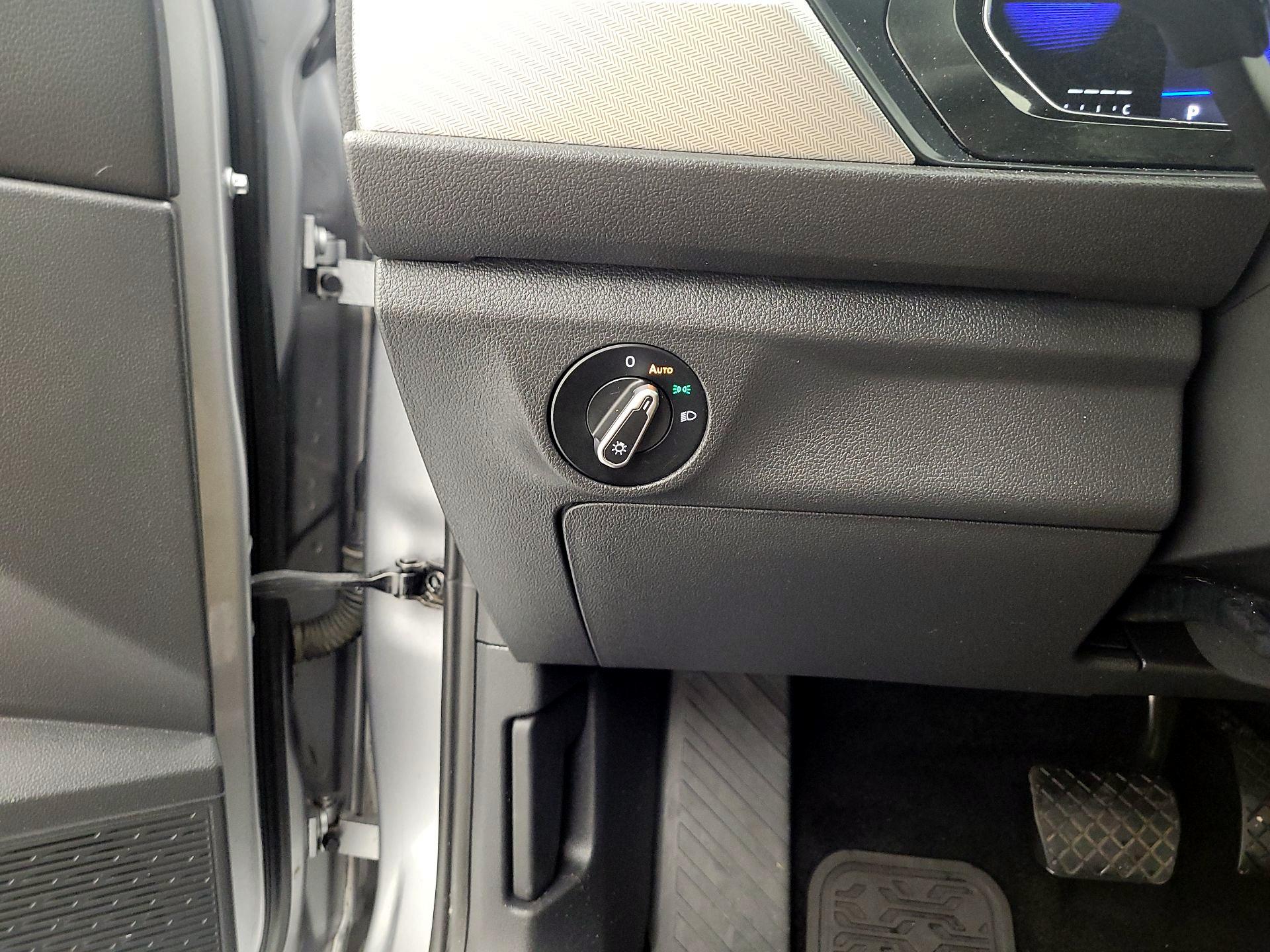 Thumbnail: 2022 Volkswagen Jetta - 13