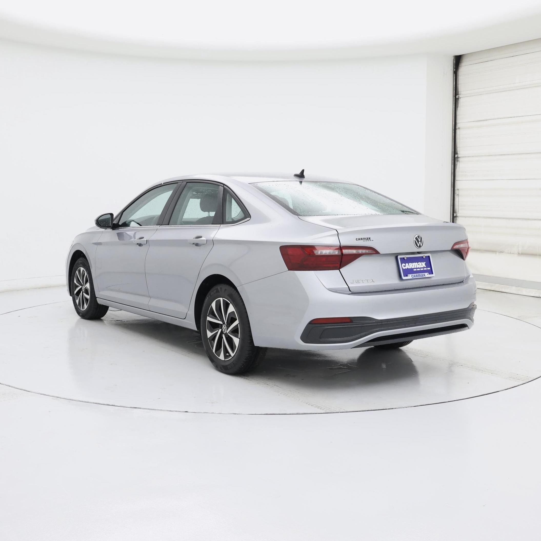 Thumbnail: 2022 Volkswagen Jetta - 2