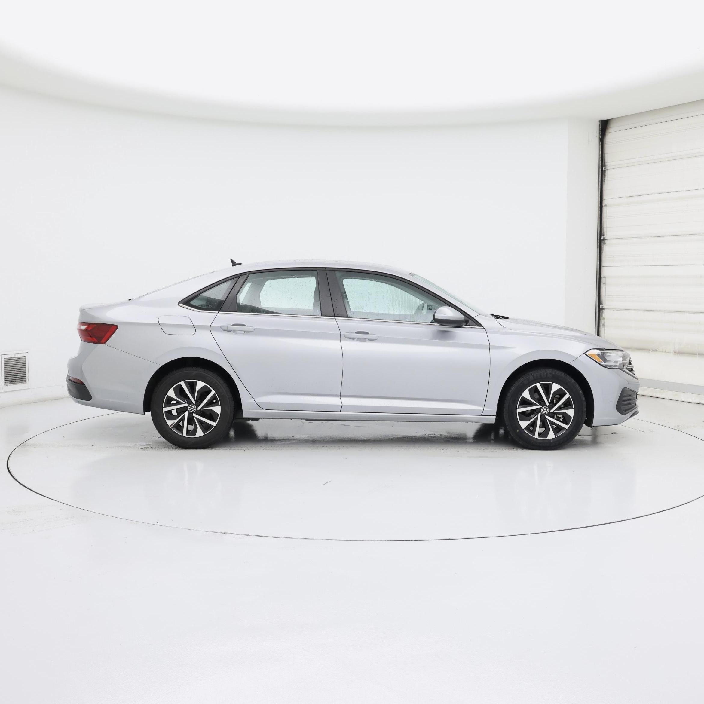 Thumbnail: 2022 Volkswagen Jetta - 7