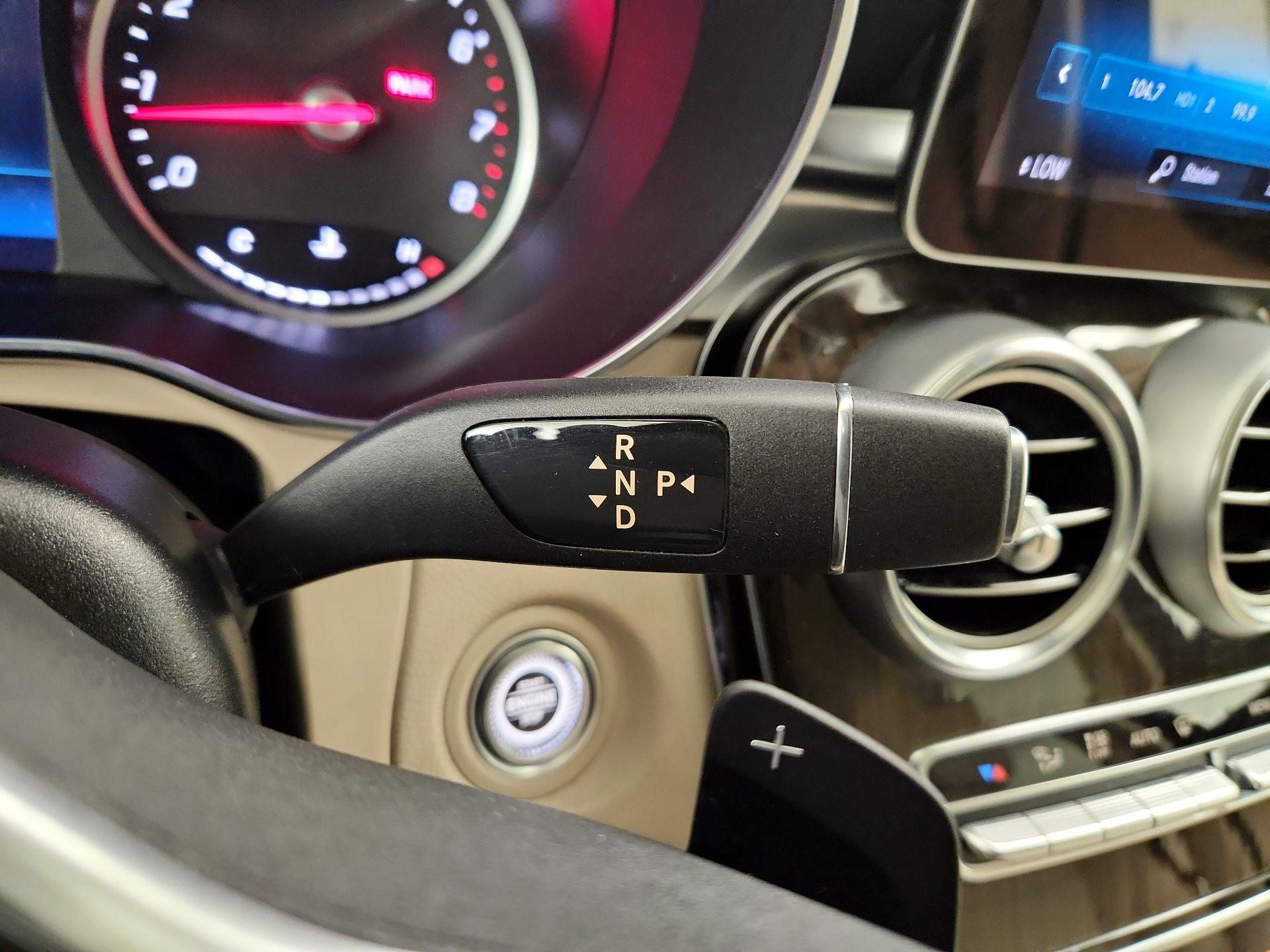 Thumbnail: 2022 Mercedes-Benz GLC - 15