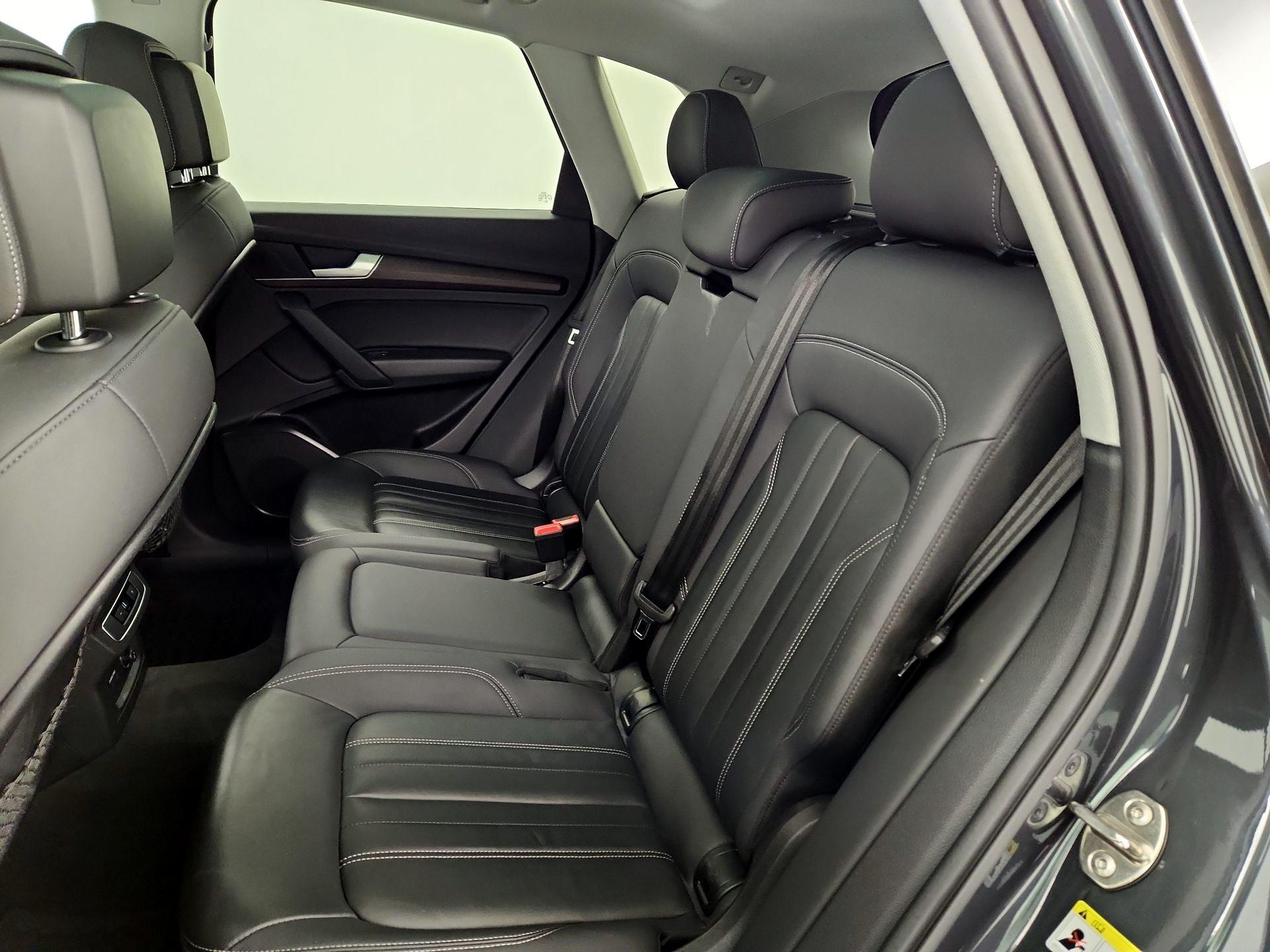 Thumbnail: 2021 Audi Q5 - 18