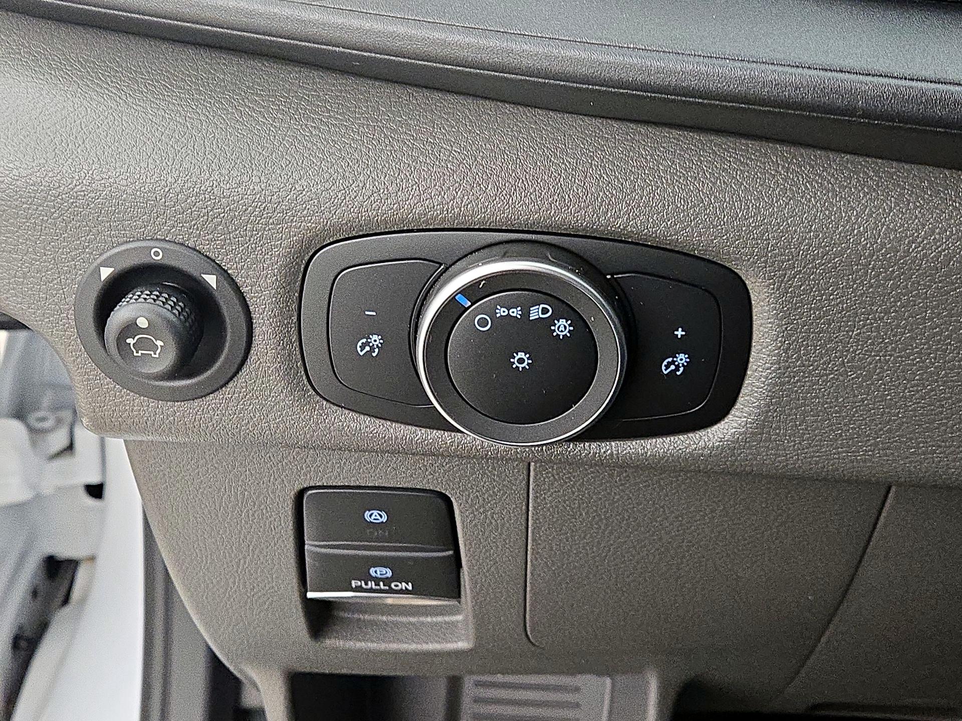 Thumbnail: 2024 Ford Econoline - 13