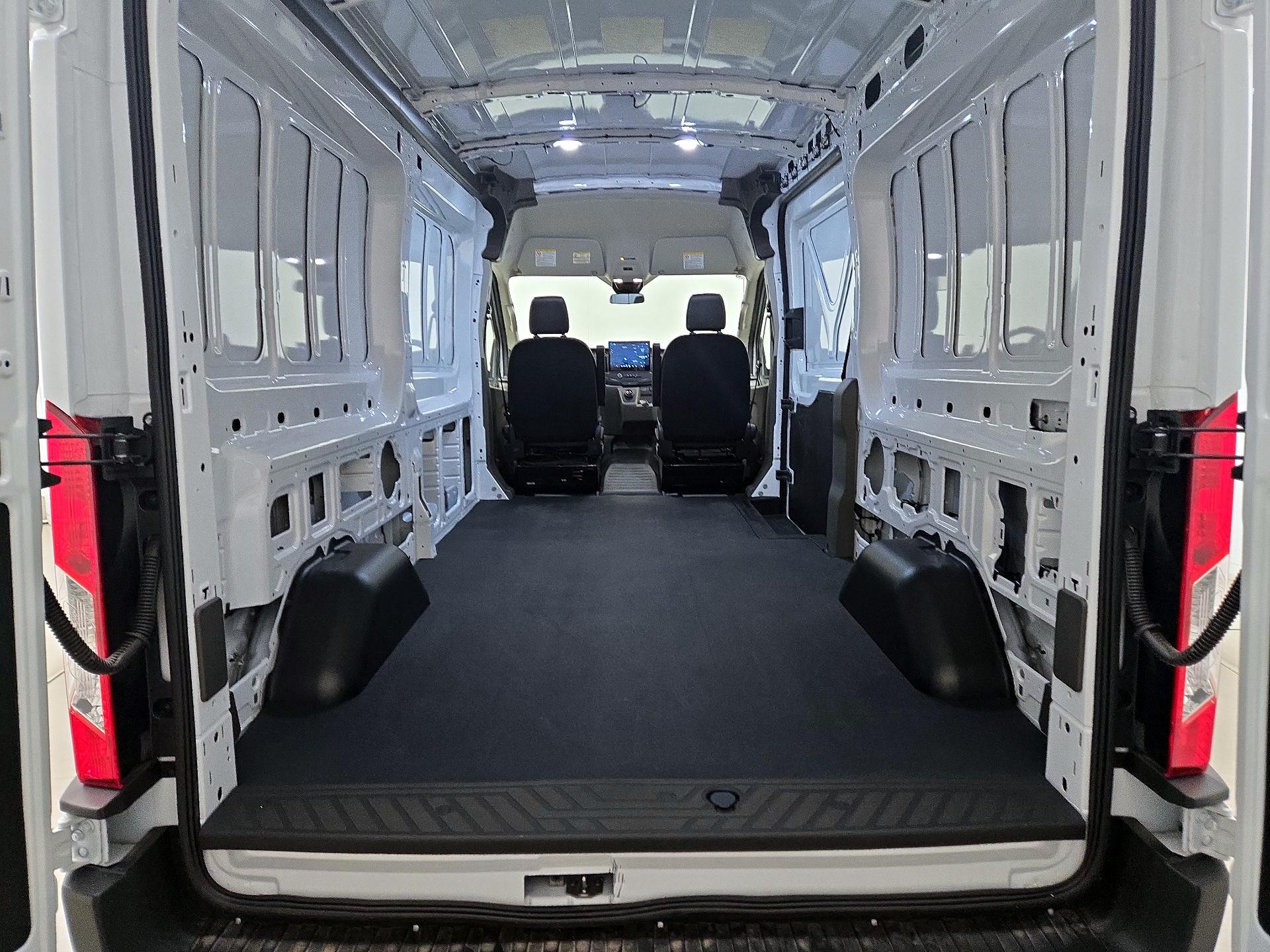 Thumbnail: 2024 Ford Econoline - 20