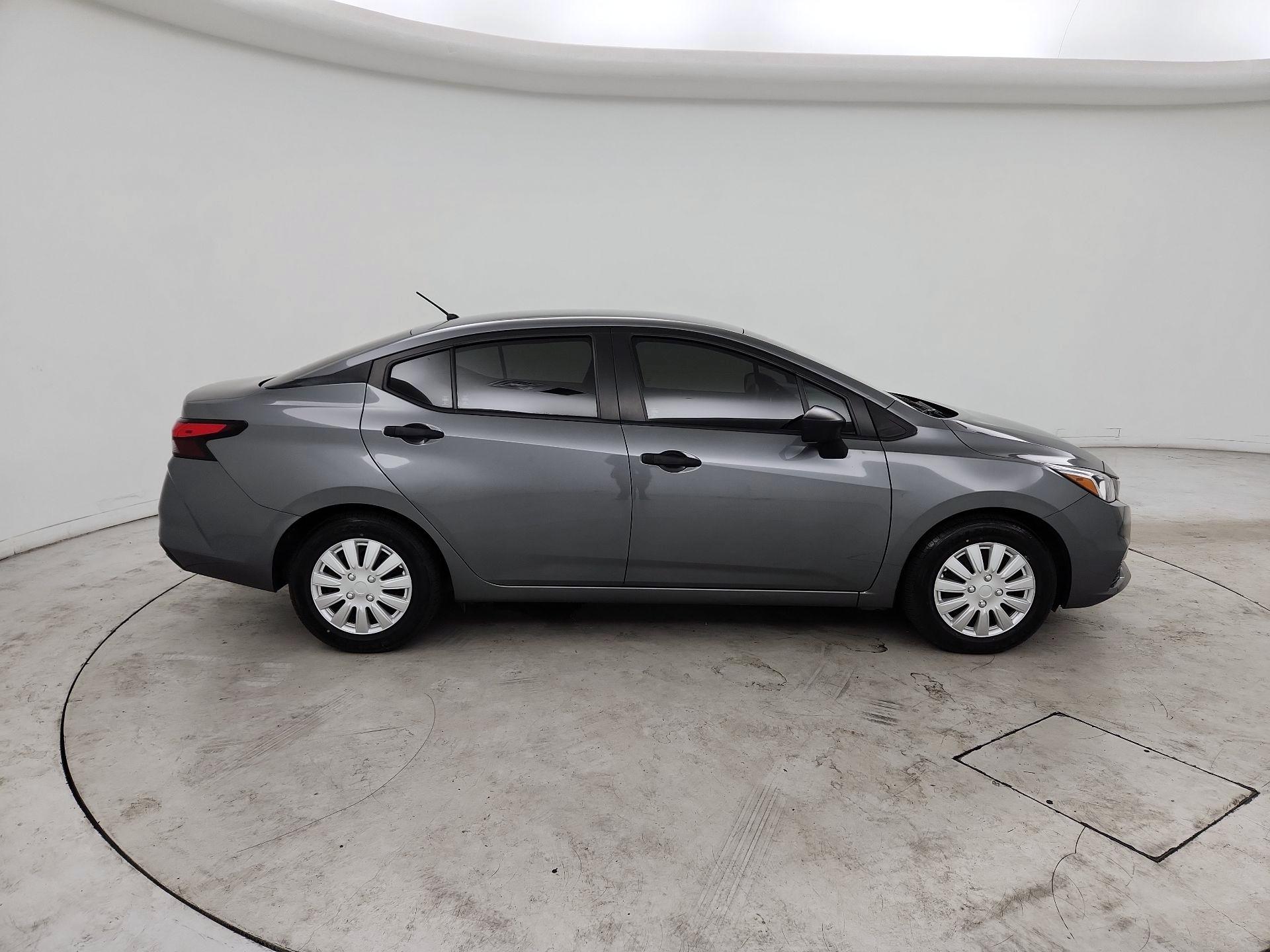 Thumbnail: 2022 Nissan Versa - 4