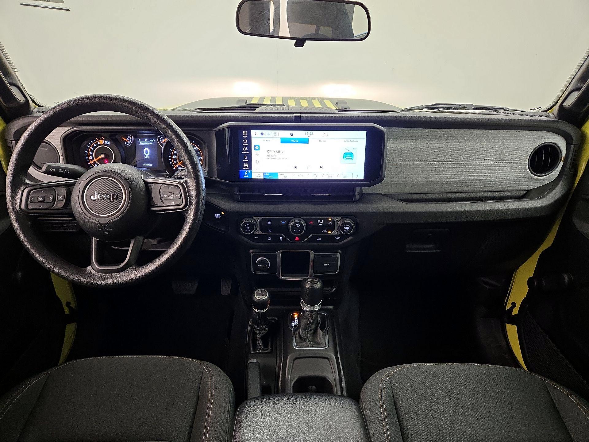 Thumbnail: 2024 Jeep Wrangler - 9