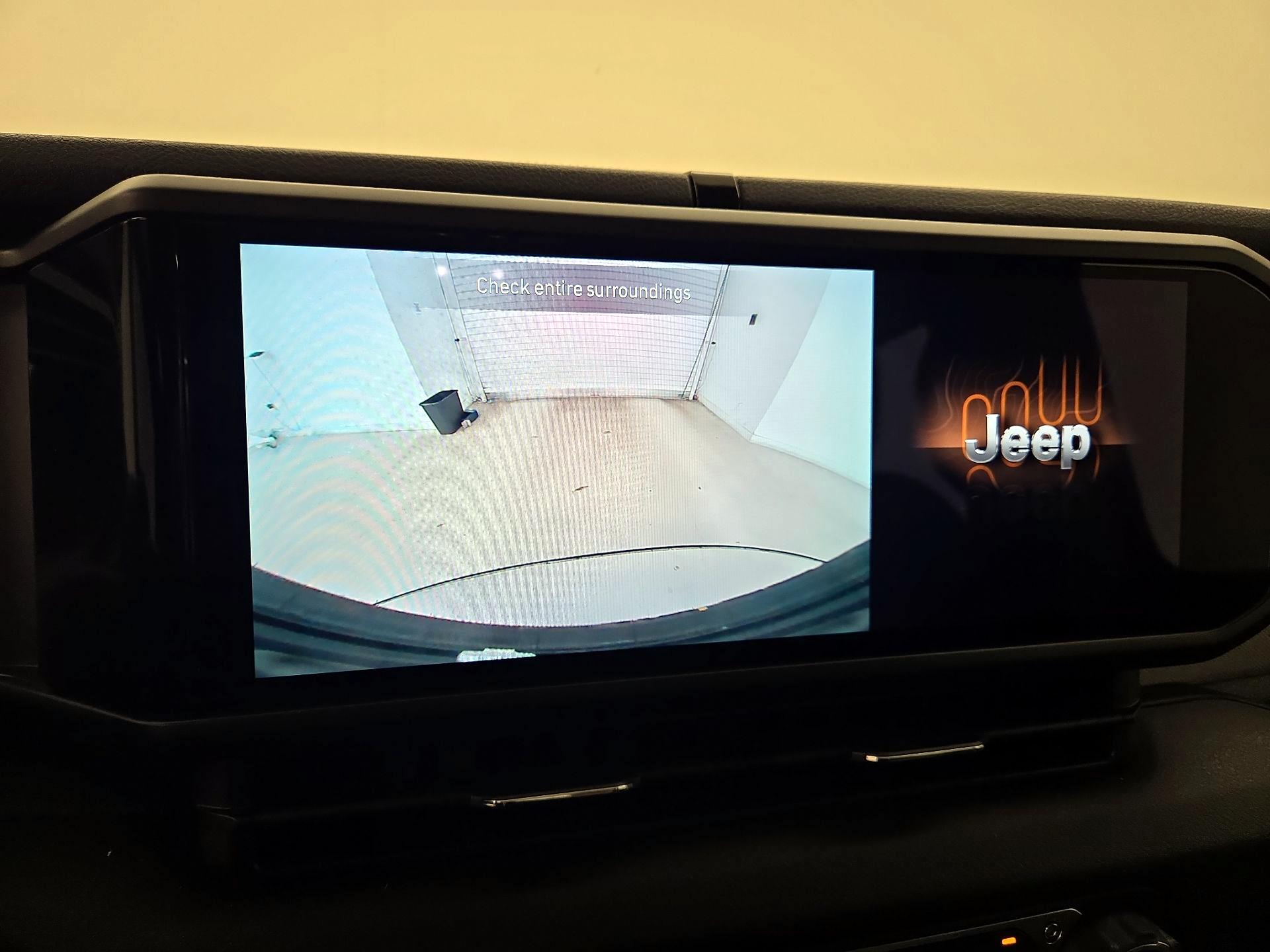 Thumbnail: 2024 Jeep Wrangler - 14