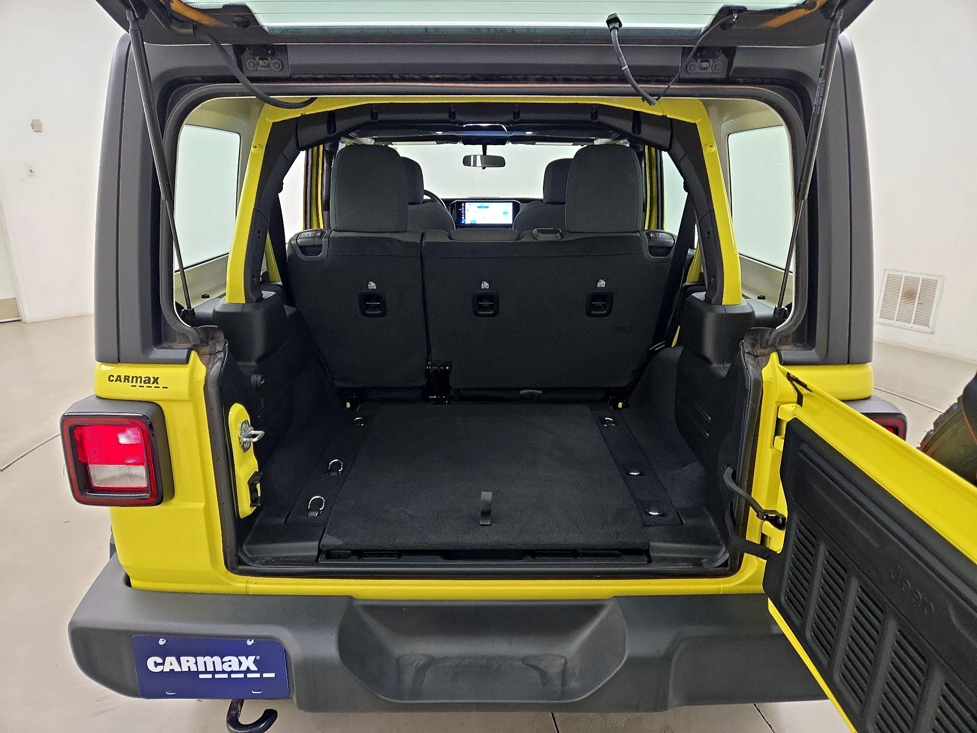 Thumbnail: 2024 Jeep Wrangler - 20