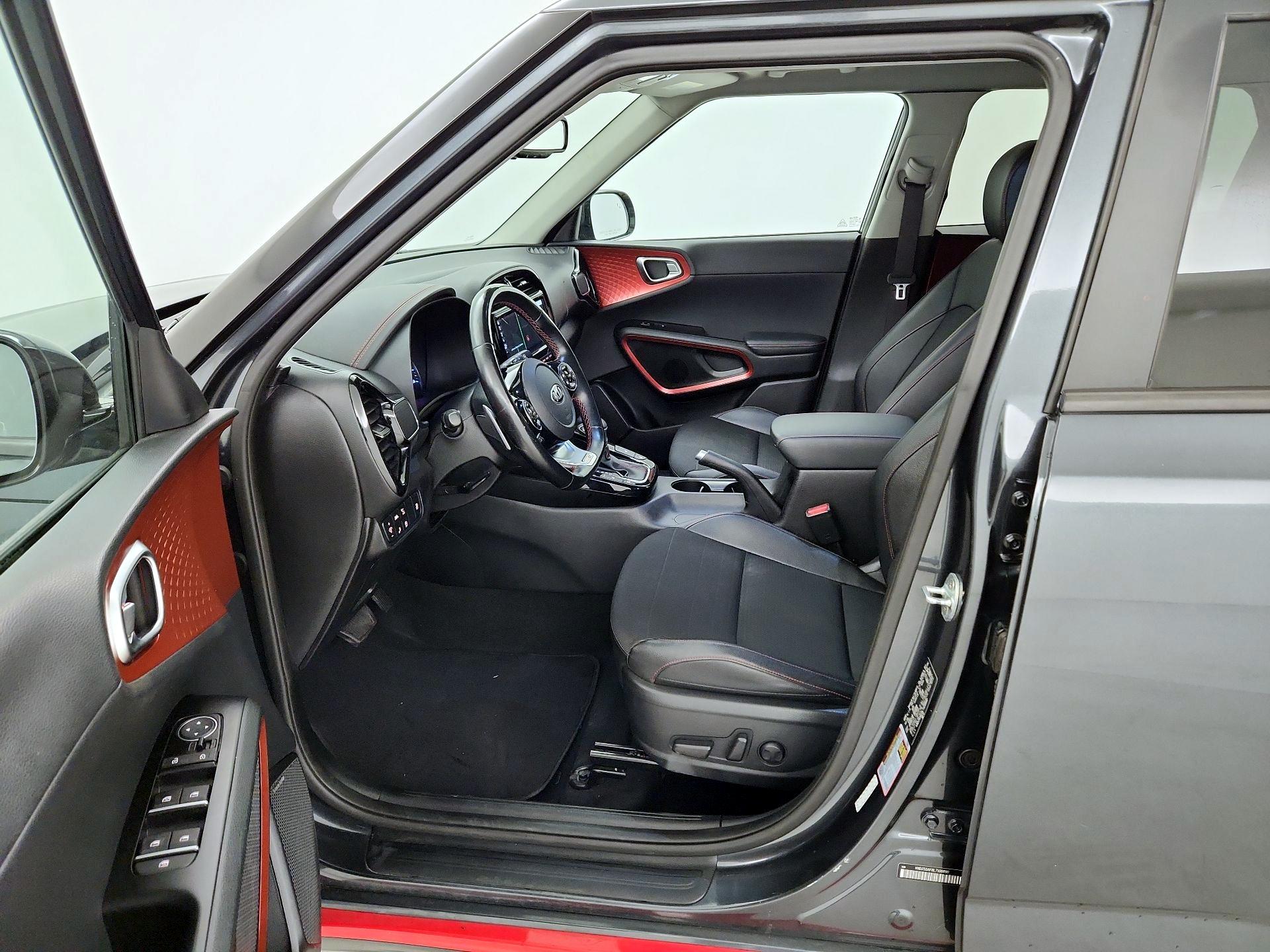 Thumbnail: 2020 Kia Soul - 11