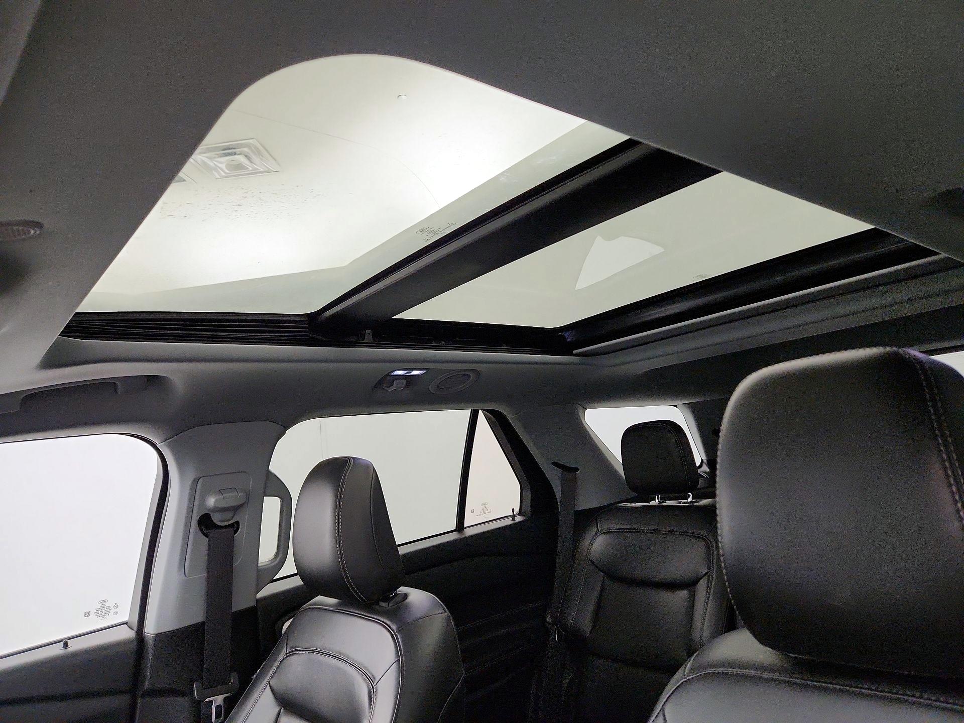 Thumbnail: 2021 Ford Explorer - 17