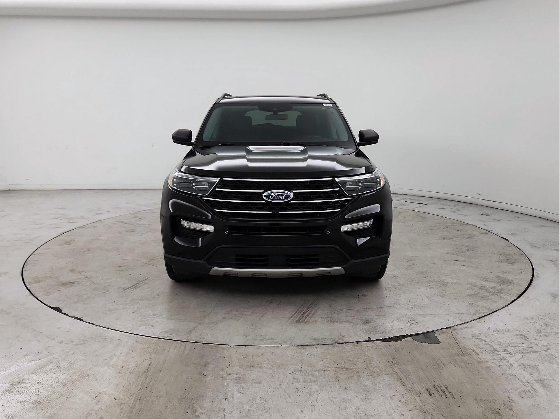 Thumbnail: 2021 Ford Explorer - 2