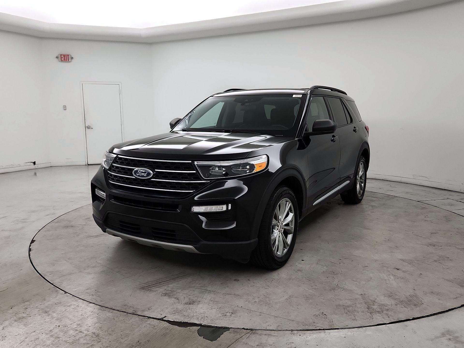 Thumbnail: 2021 Ford Explorer - 3