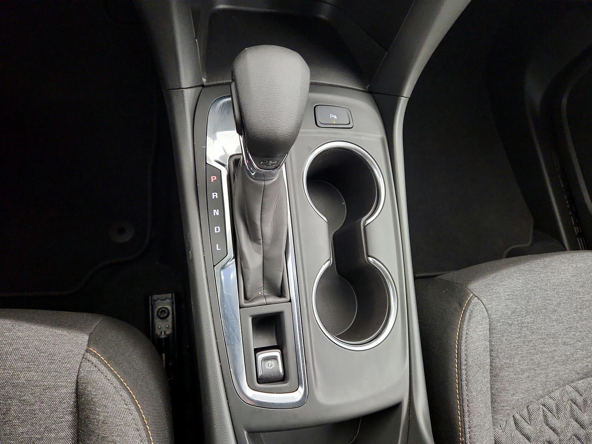 Thumbnail: 2022 Chevrolet Equinox - 16