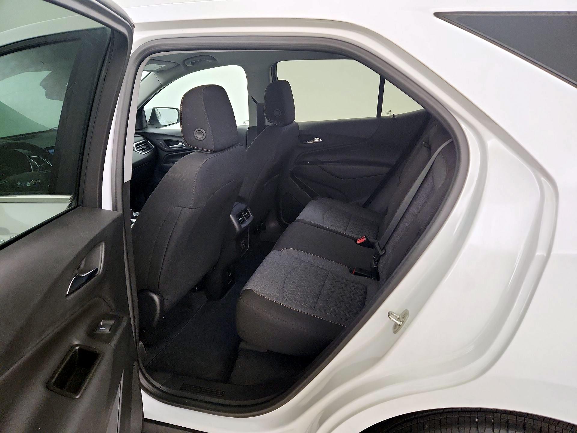 Thumbnail: 2022 Chevrolet Equinox - 18