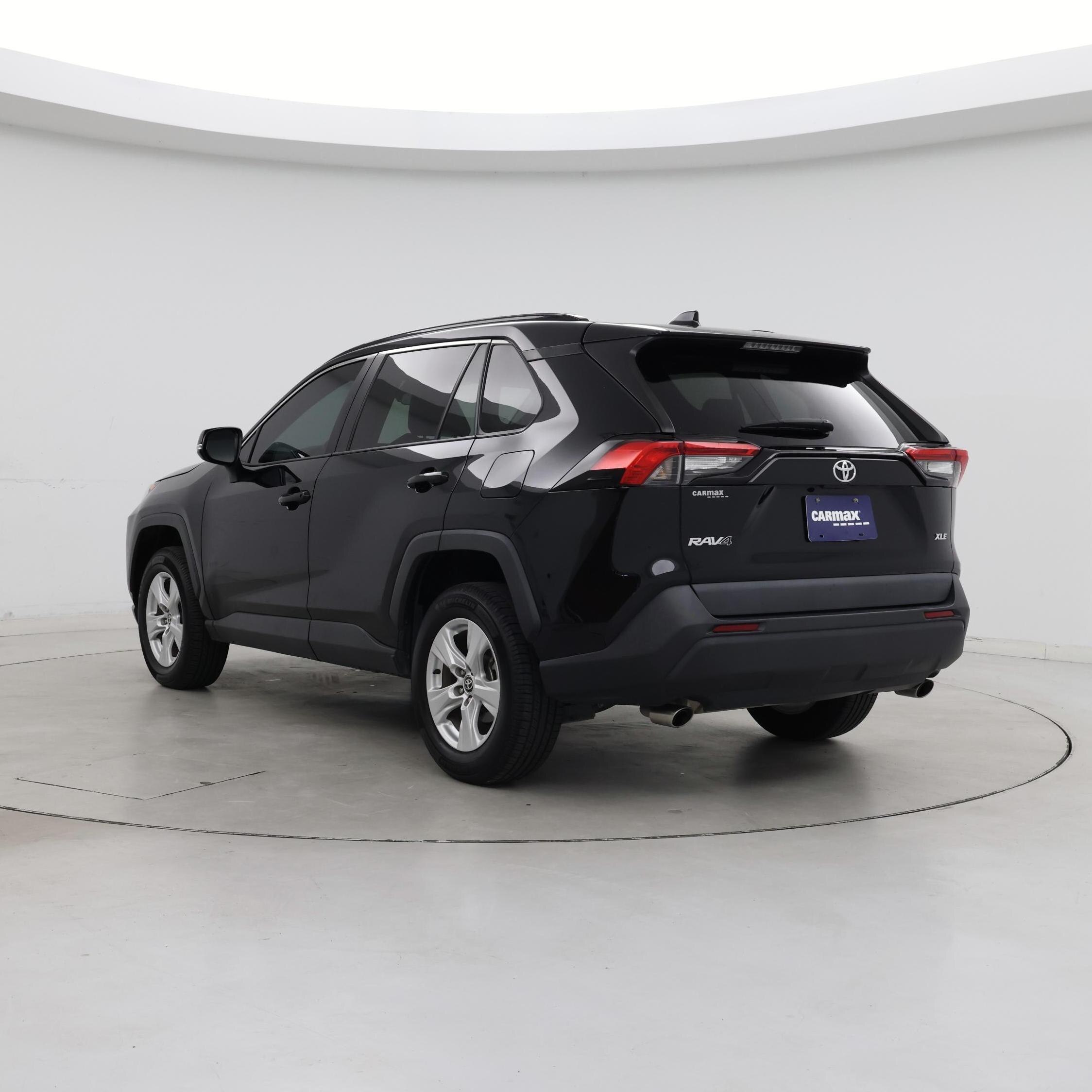 Thumbnail: 2021 Toyota RAV4 - 2