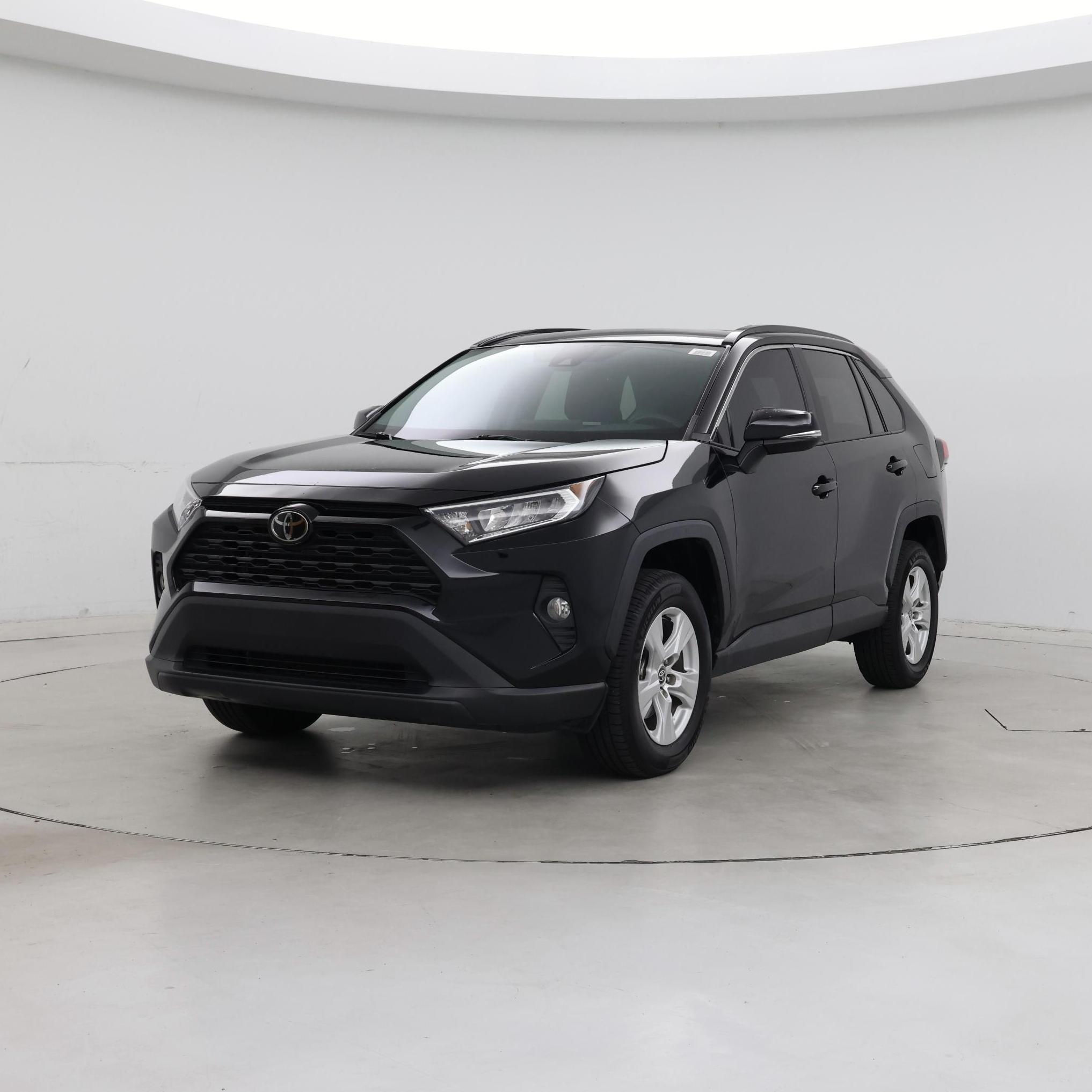 Thumbnail: 2021 Toyota RAV4 - 4