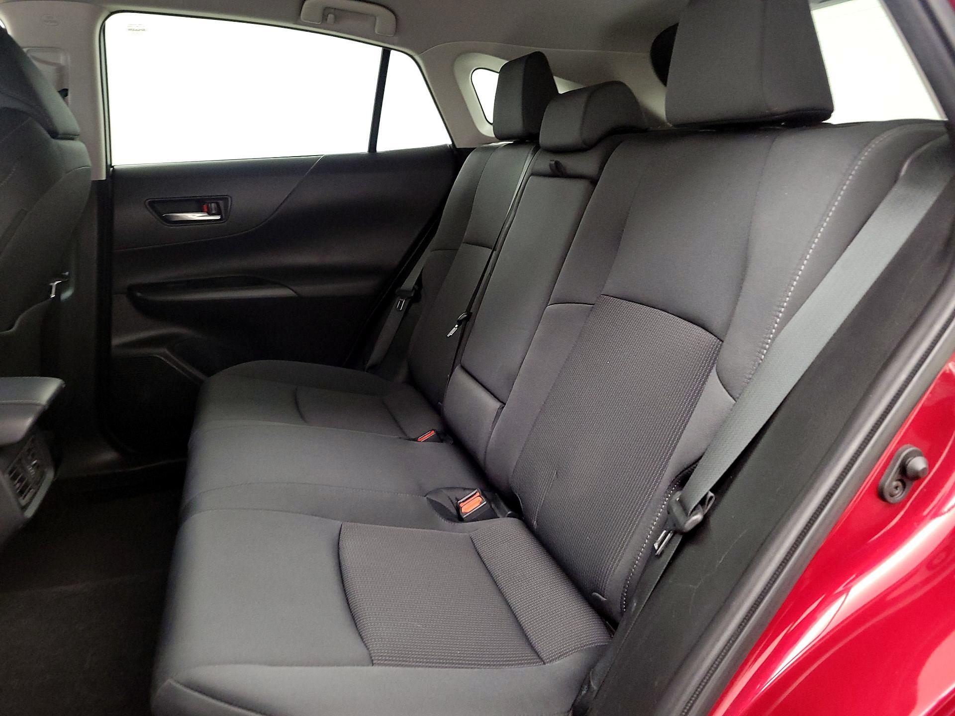 Thumbnail: 2023 Toyota Venza - 19