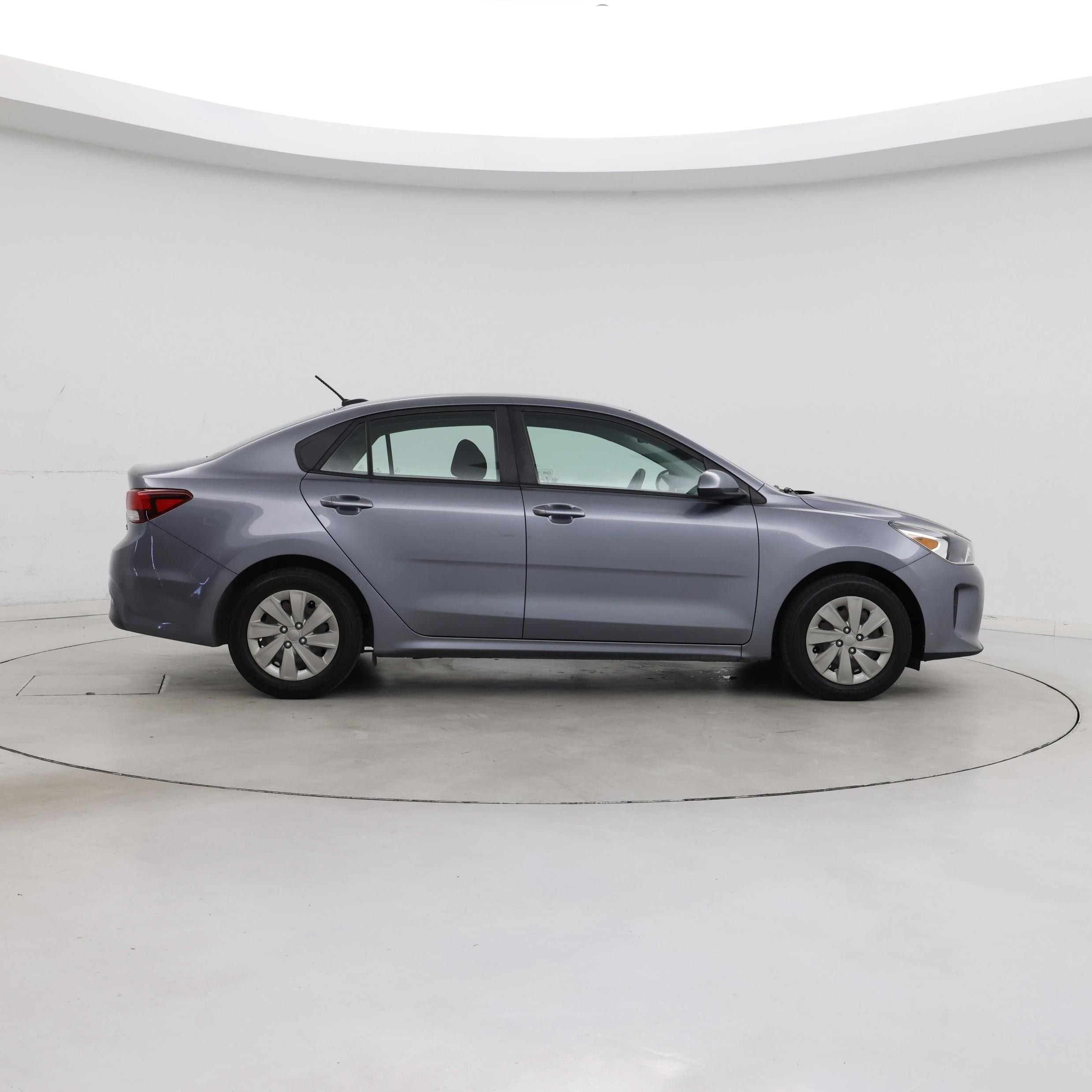 Thumbnail: 2019 Kia Rio - 7