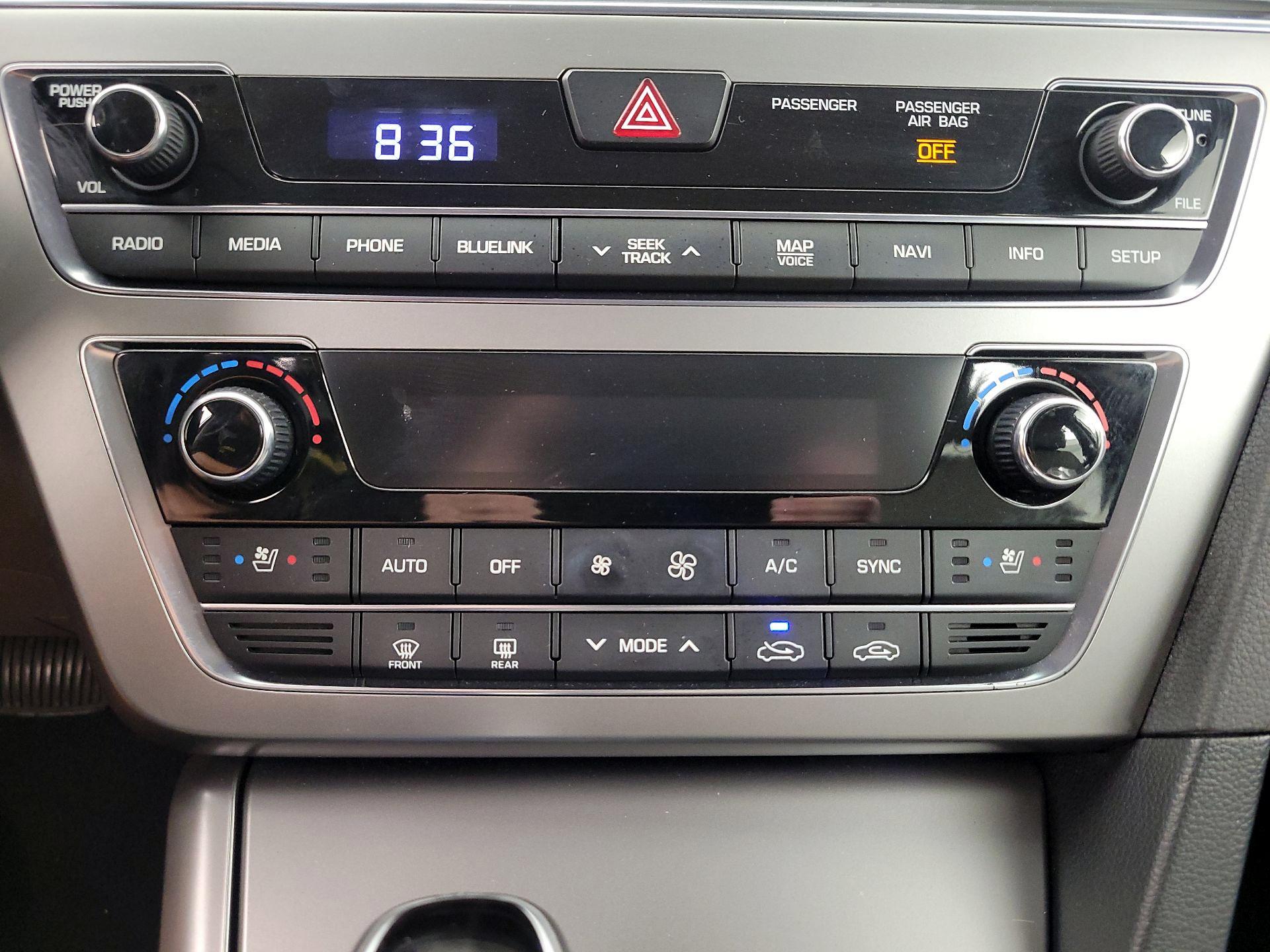 Thumbnail: 2017 Hyundai Sonata - 17