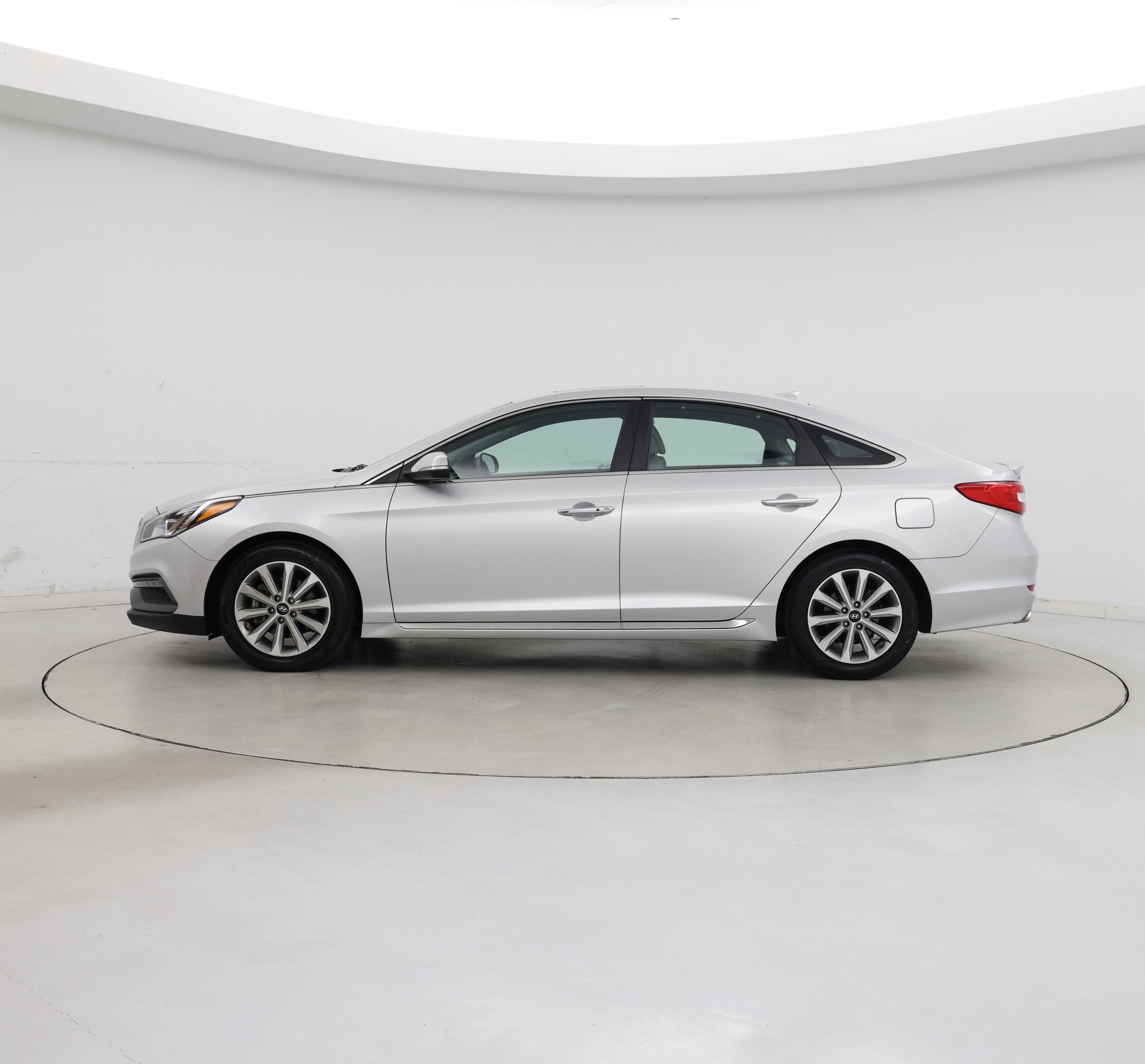 Thumbnail: 2017 Hyundai Sonata - 3