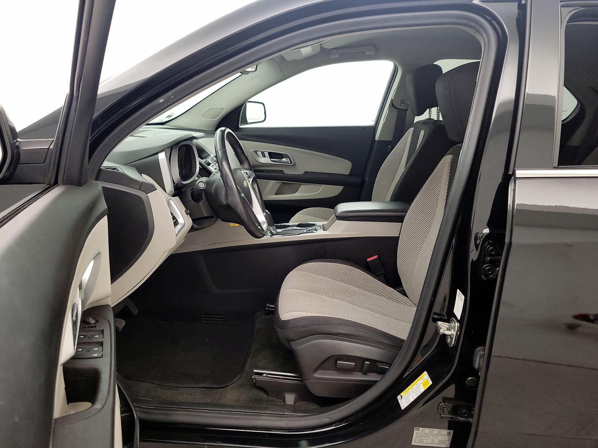 Thumbnail: 2017 Chevrolet Equinox - 11