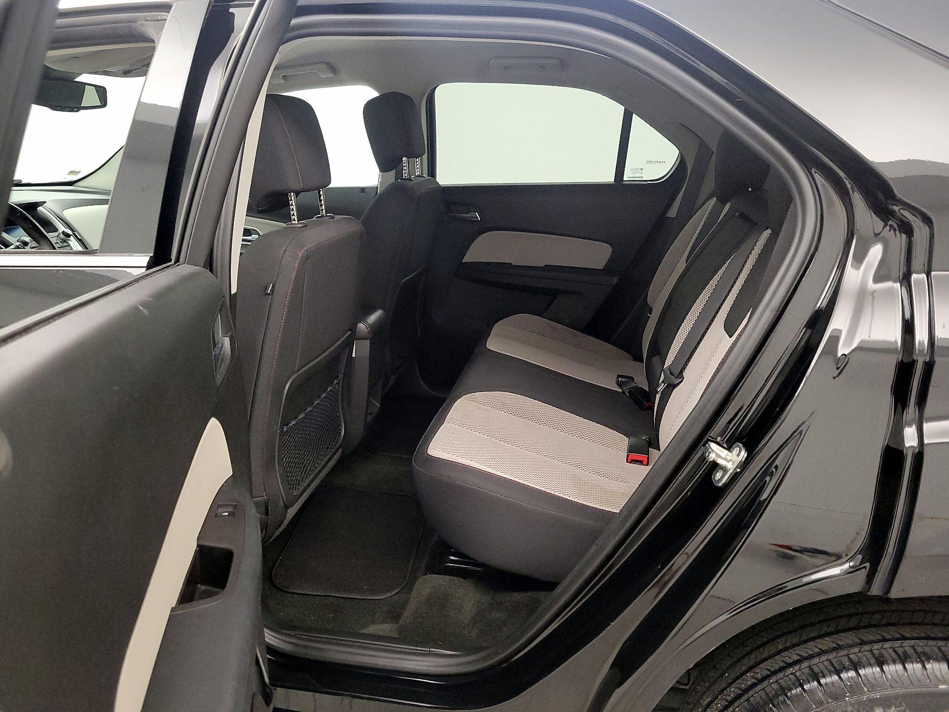 Thumbnail: 2017 Chevrolet Equinox - 18