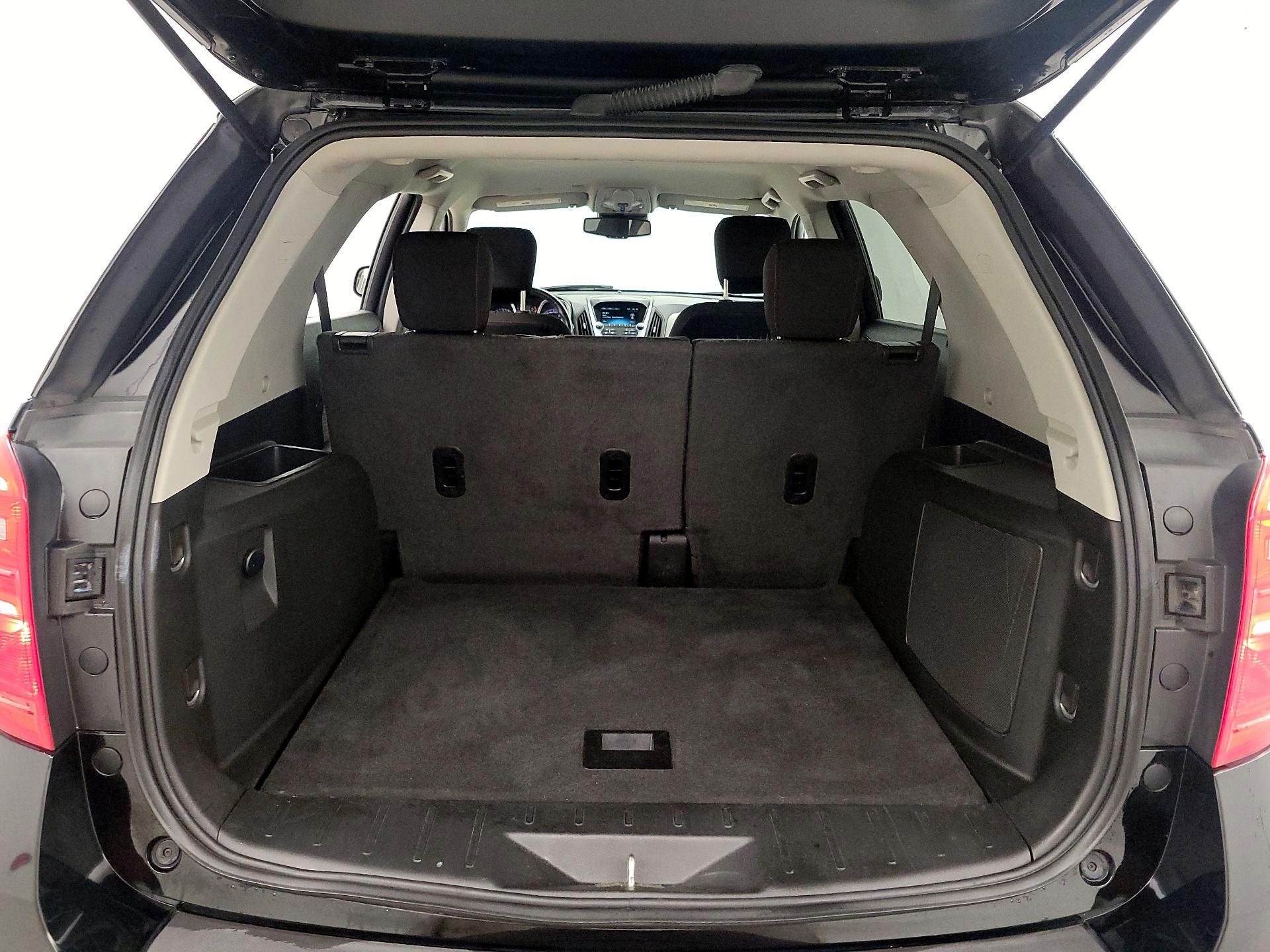 Thumbnail: 2017 Chevrolet Equinox - 19