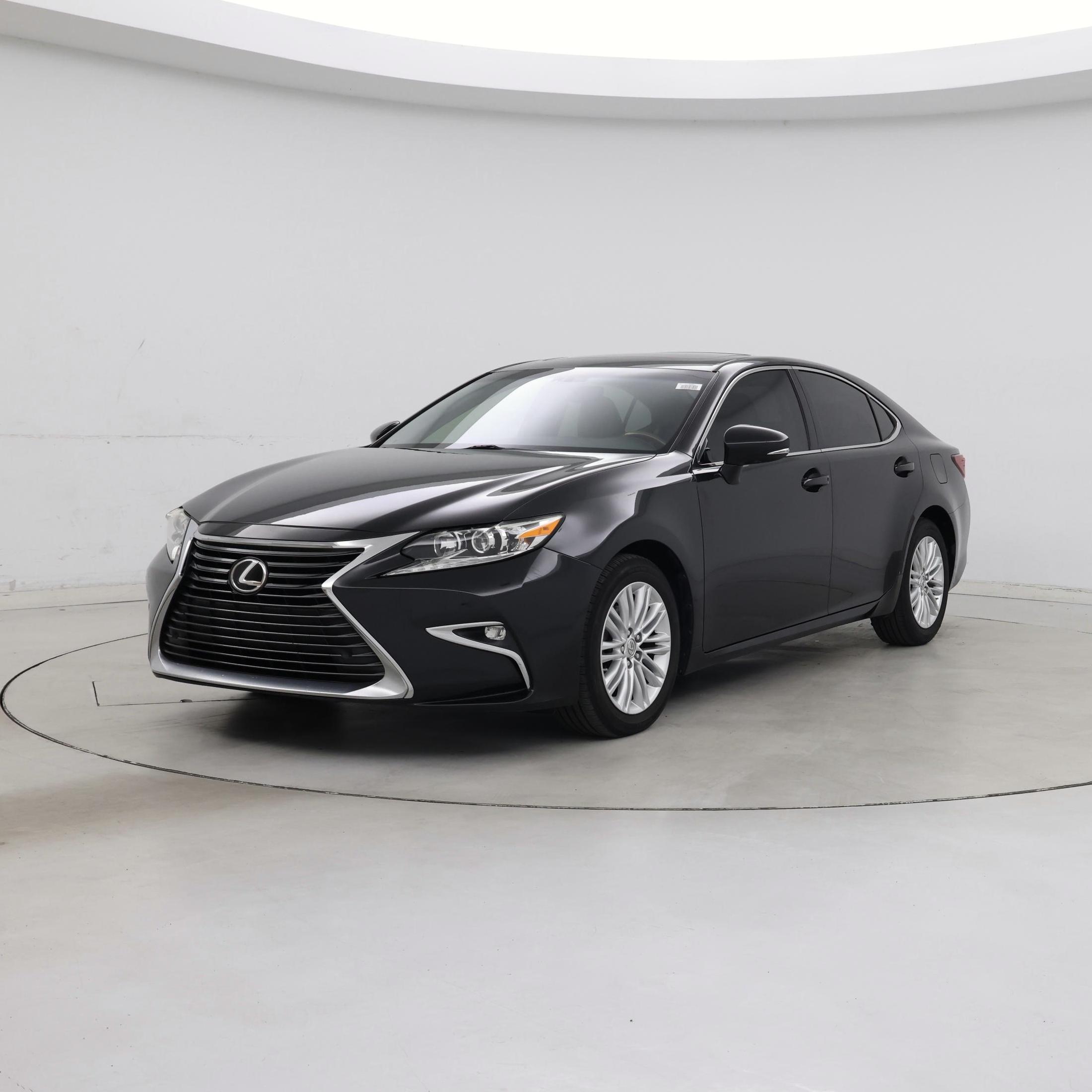 Thumbnail: 2016 Lexus ES - 4