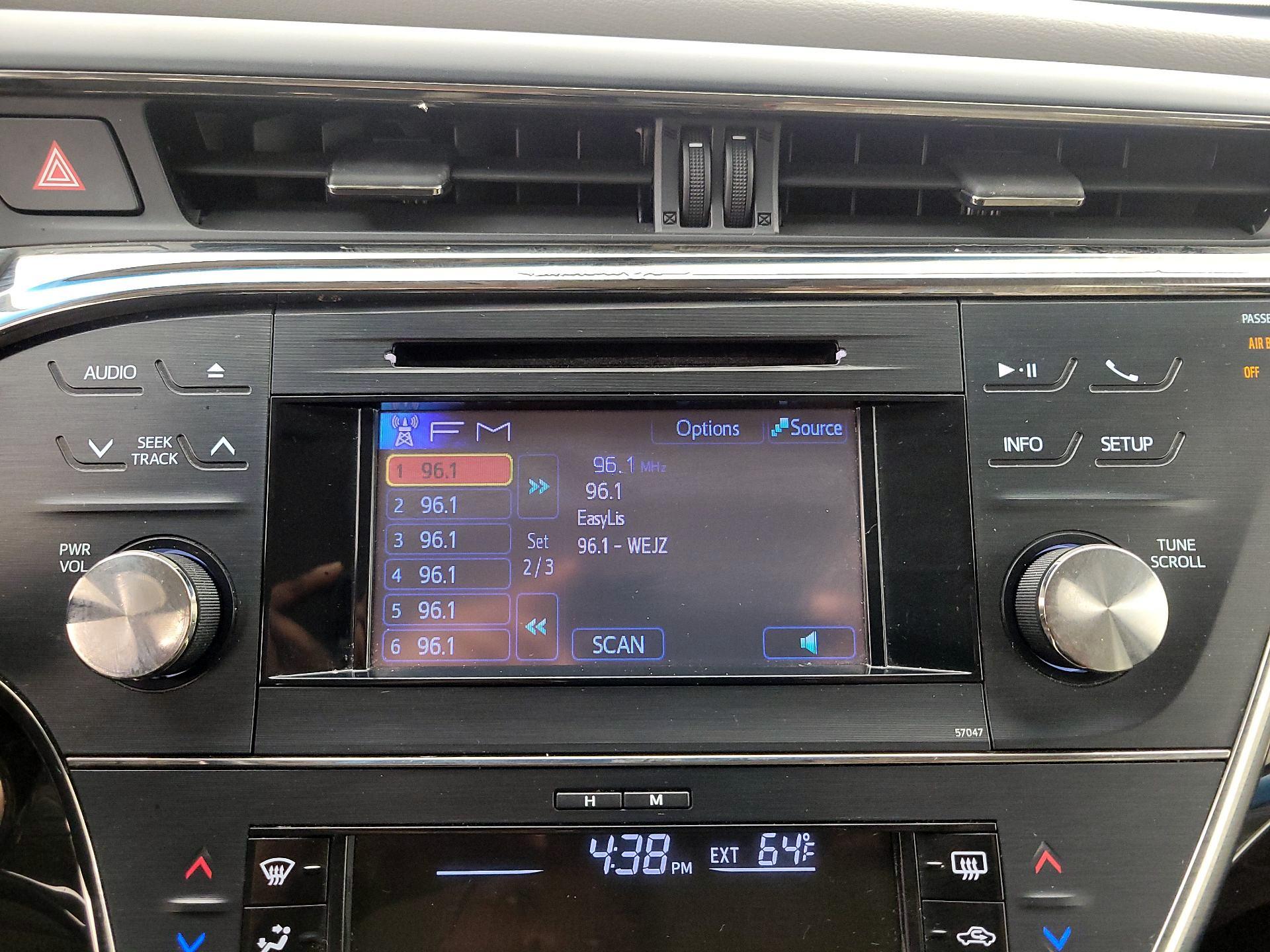 Thumbnail: 2014 Toyota Avalon - 15