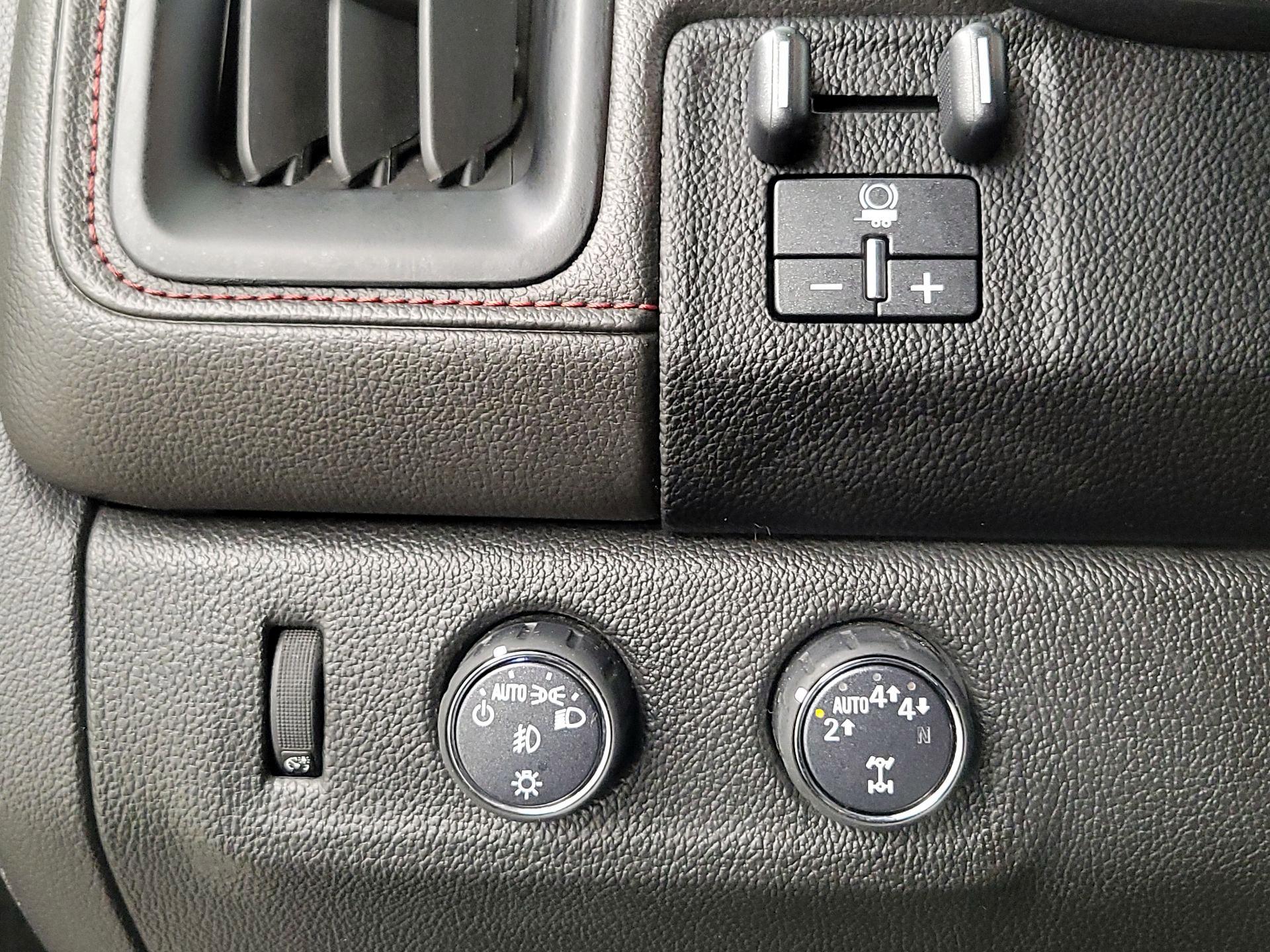 Thumbnail: 2019 GMC Canyon - 13