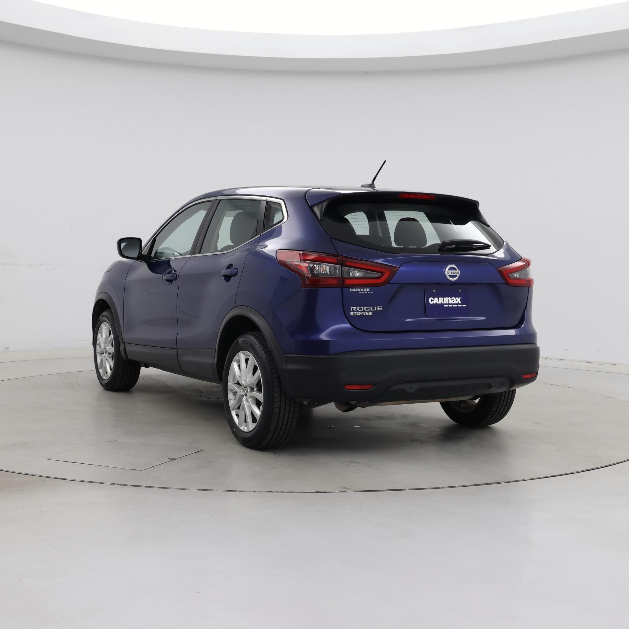 Thumbnail: 2021 Nissan Rogue Sport - 2