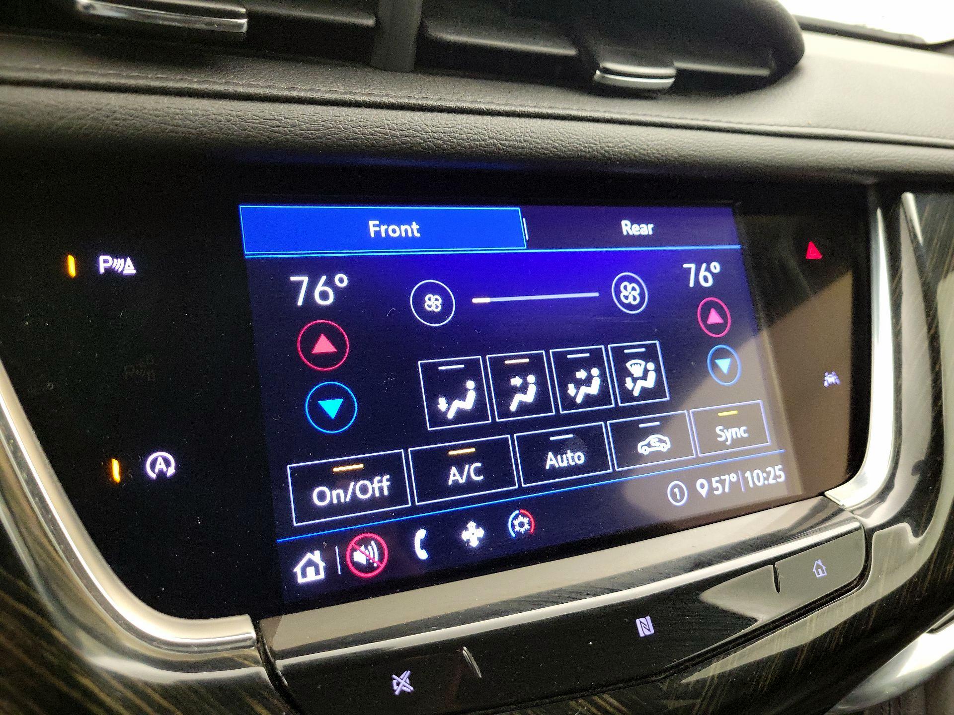 Thumbnail: 2020 Cadillac XT6 - 16