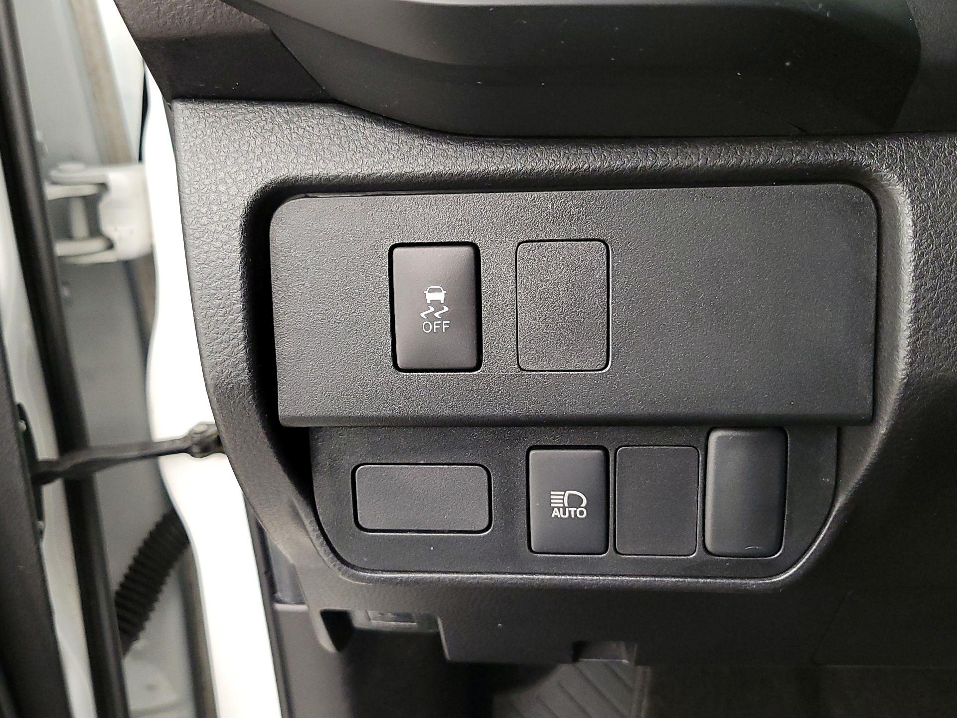 Thumbnail: 2023 Toyota Tacoma - 13