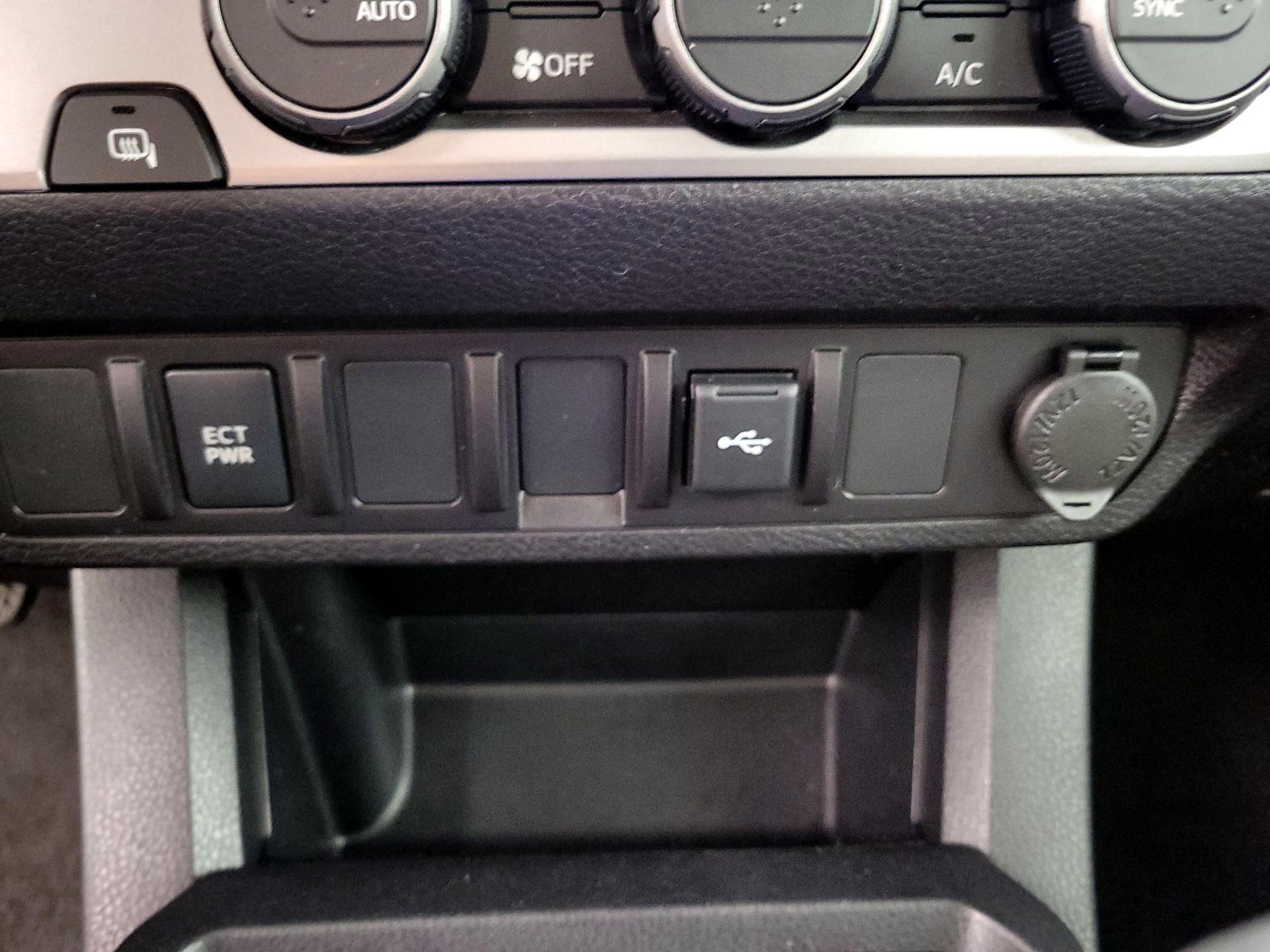 Thumbnail: 2023 Toyota Tacoma - 18